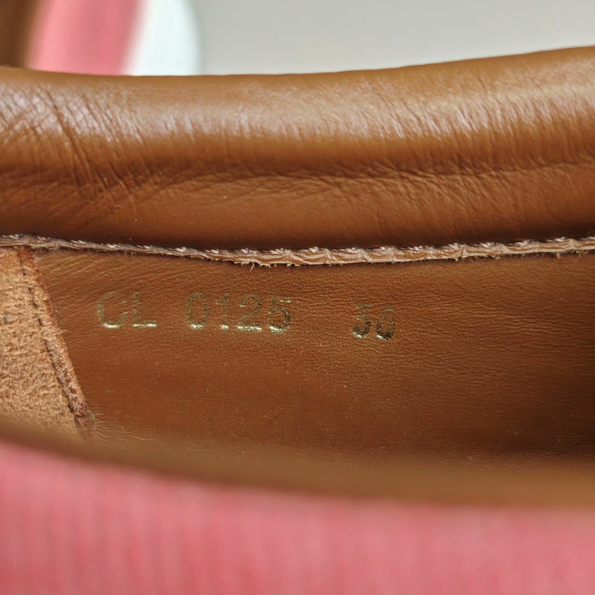 Louis Vuitton Louis Vuitton Lowtop Sneakers us_6 Women Size US 6 / IT 36 - 6 Thumbnail