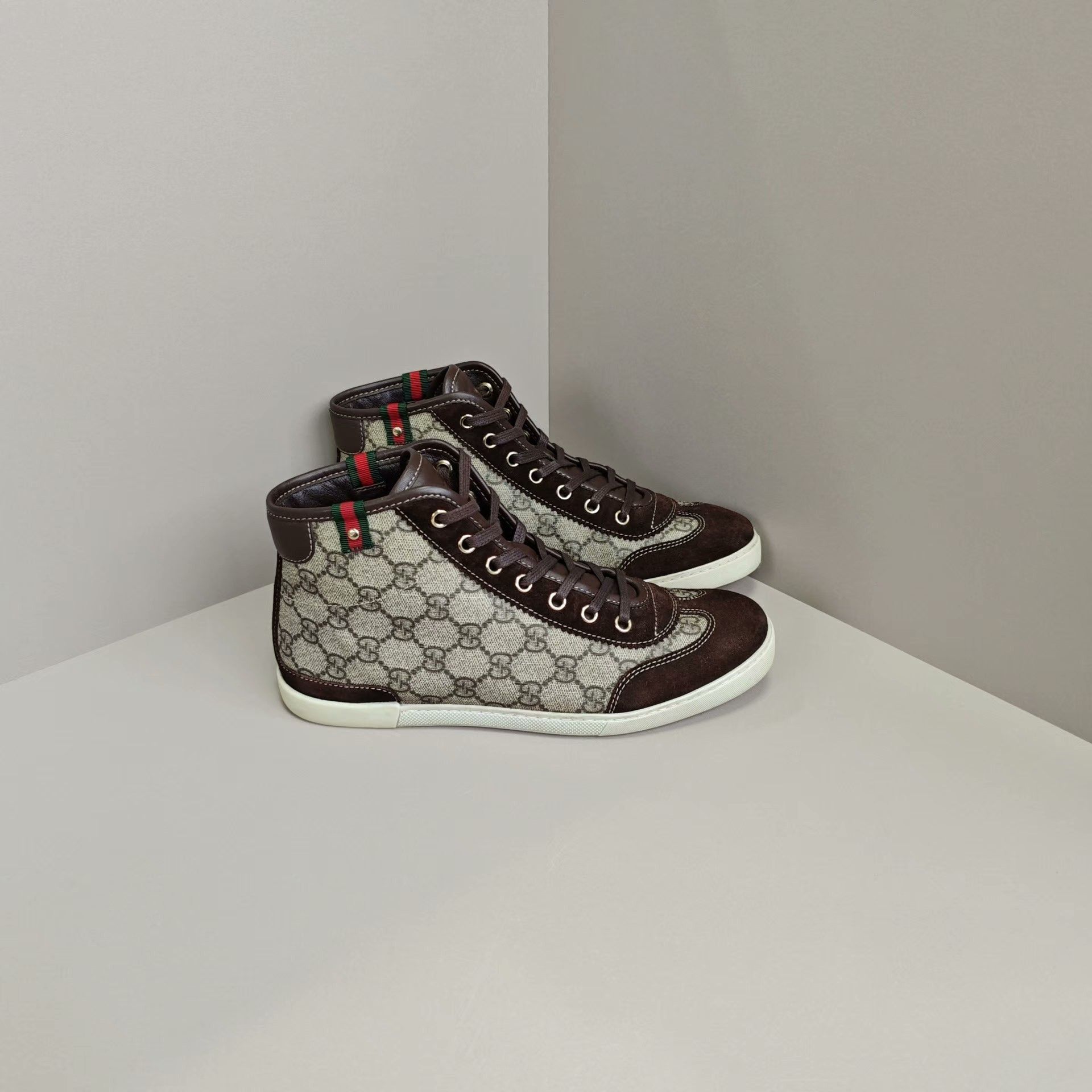 Gucci Gucci Hitop Sneakers us_6 Women Size US 6 / IT 36 - 4 Thumbnail