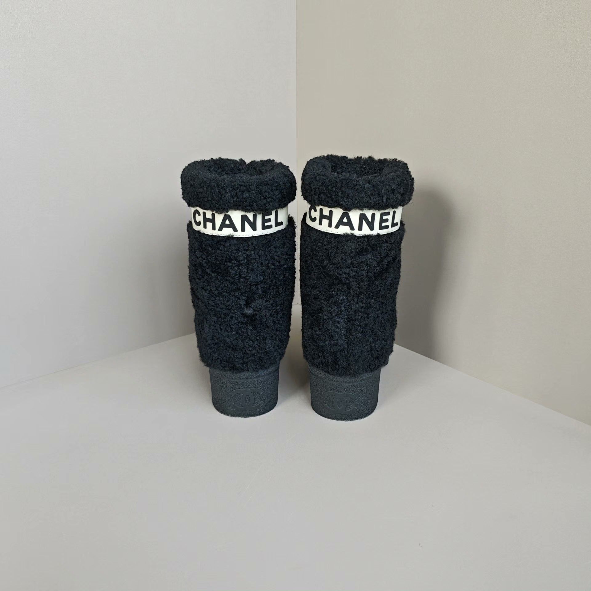 Chanel Chanel Retro Boots us_7 Women Size US 7 / IT 37 - 3 Thumbnail