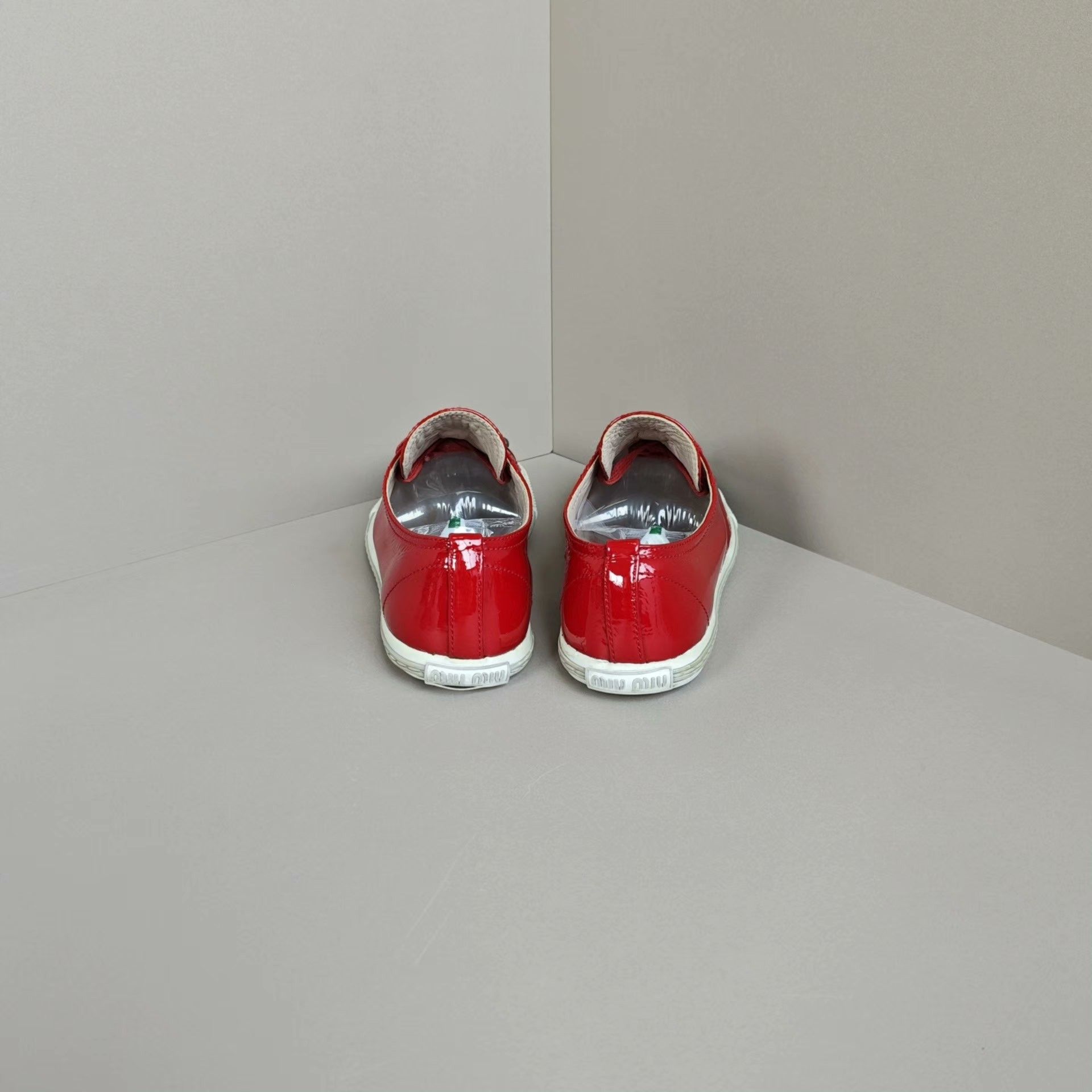 Miu Miu Miu Miu Lowtop Sneakers us_6 Women Size US 6 / IT 36 - 3 Thumbnail