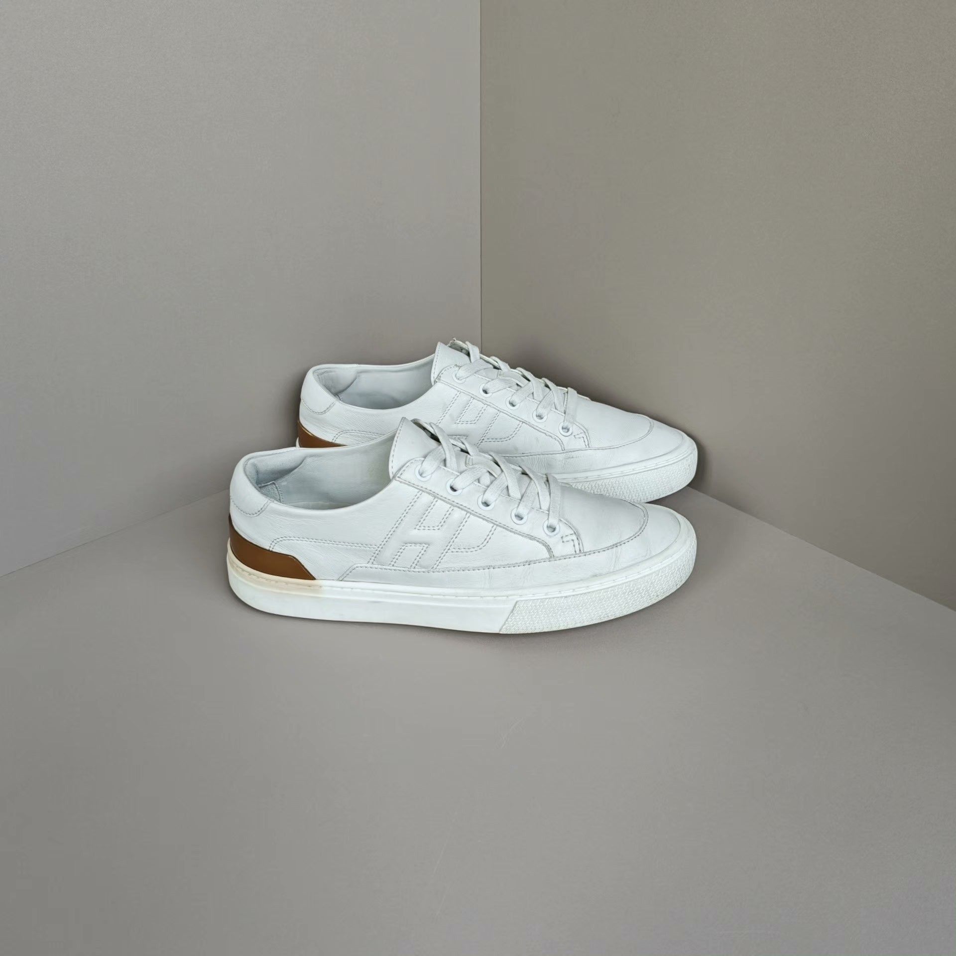 Hermes Hermes Lowtop Sneakers us_8 Women Size US 8 / IT 38 - 4 Thumbnail