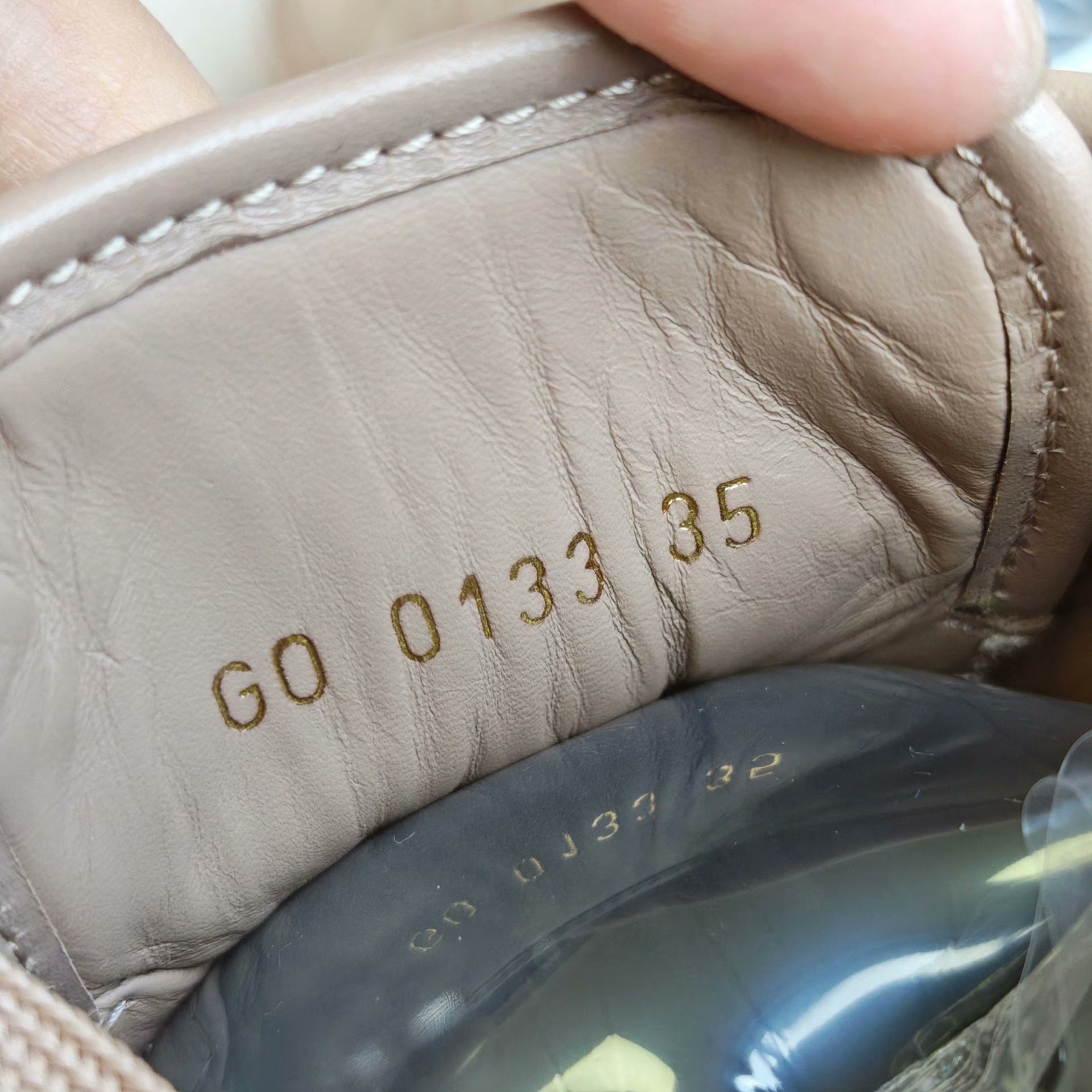 Louis Vuitton Louis Vuitton Lowtop Sneakers us_5 Women Size US 5 / IT 35 - 6 Thumbnail