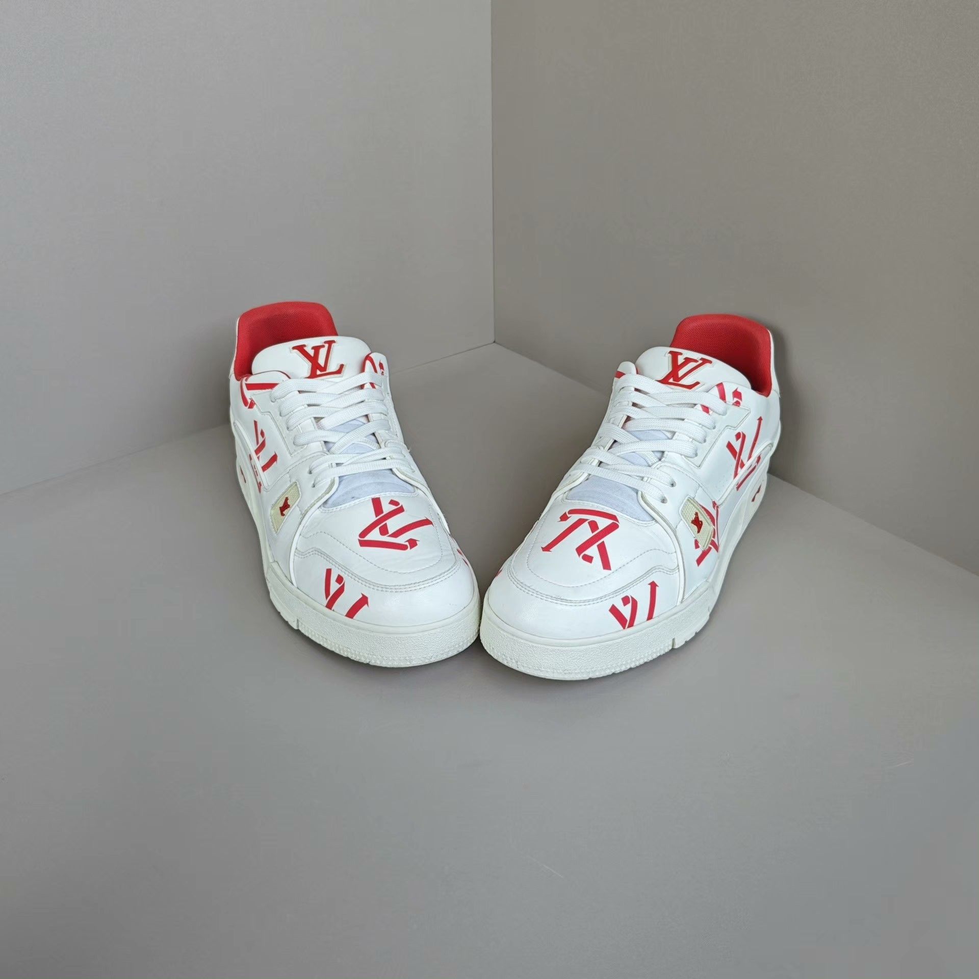 Louis Vuitton Louis Vuitton Training Red Lowtop Sneakers 12 Men Size US 12 / EU 45 - 2 Thumbnail