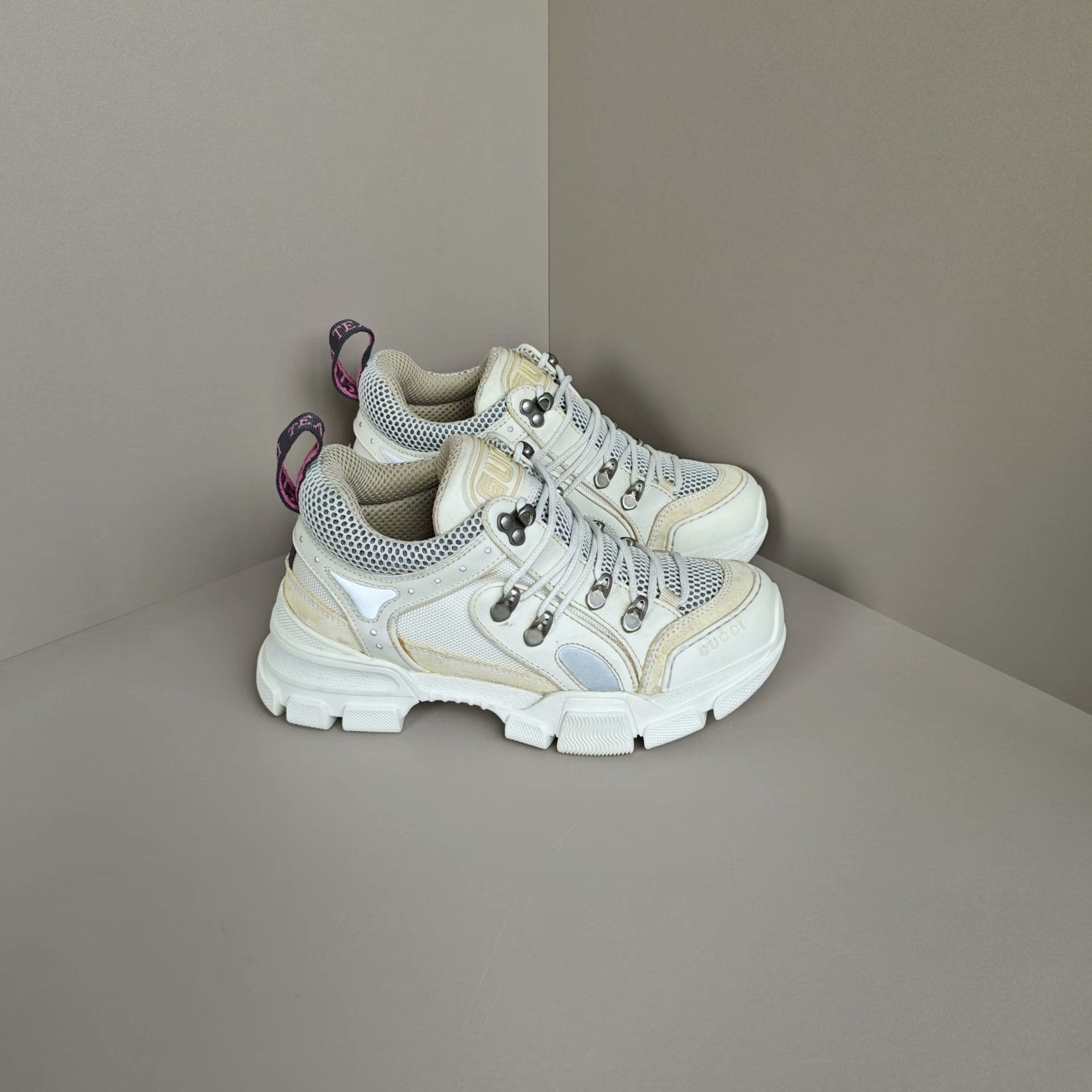 Gucci Gucci Casual Lowtop Sneakers us_6 Women Size US 6 / IT 36 - 4 Thumbnail