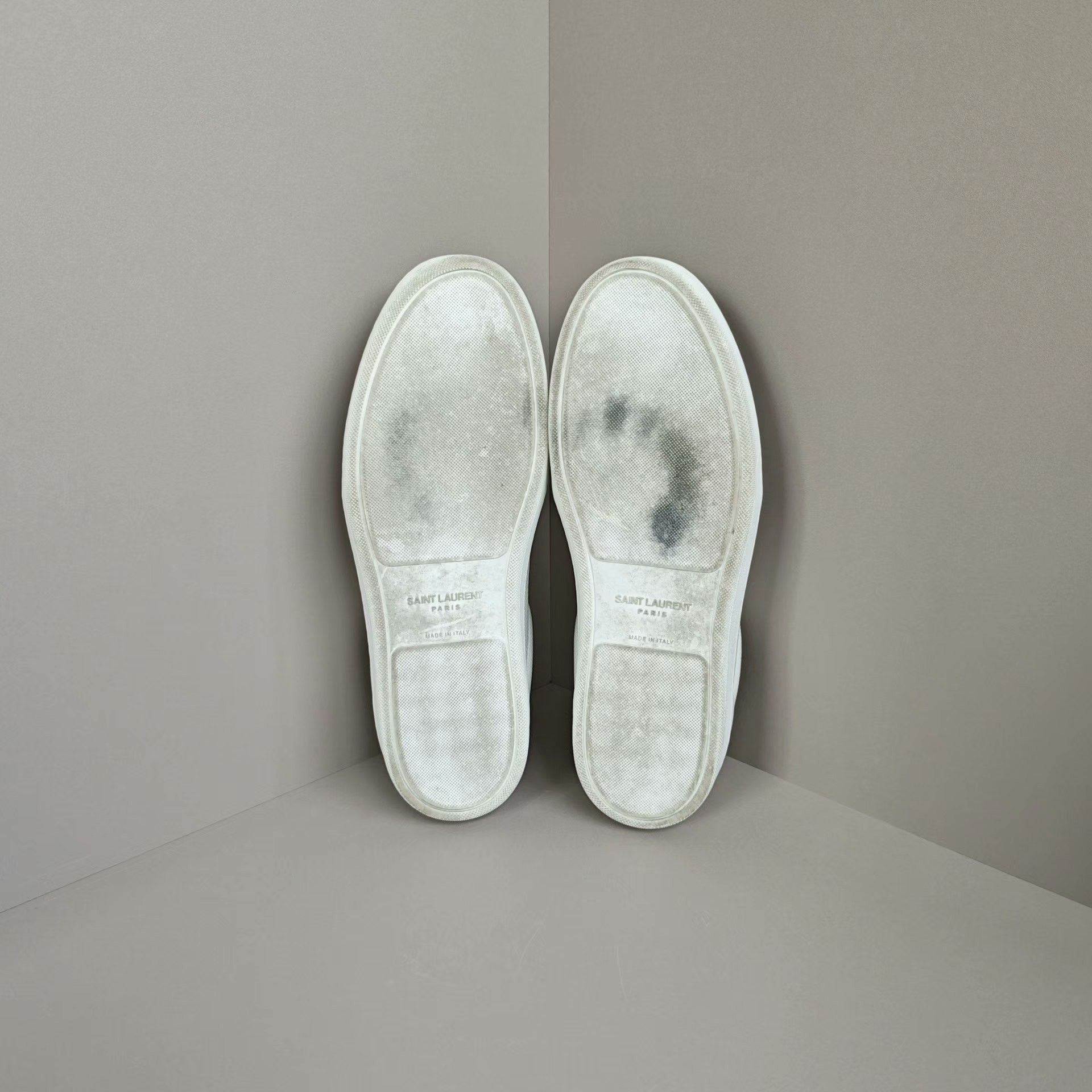 Saint Laurent Paris Saint Laurent Paris Lowtop Sneakers 9 Men Size US 9 / EU 42 - 5 Thumbnail