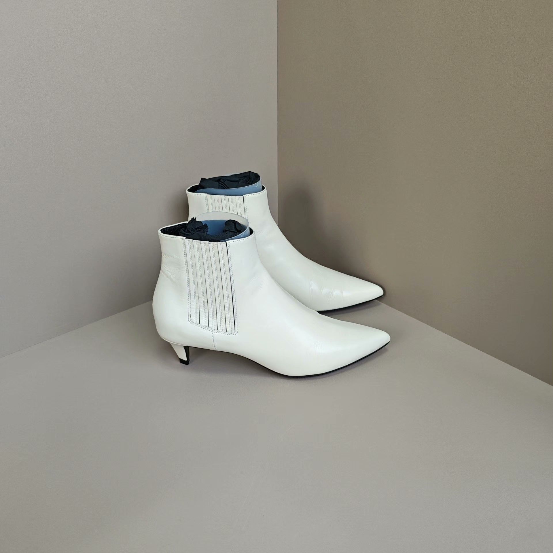 Celine Celine Boots us_7 Women Size US 7 / IT 37 - 4 Thumbnail