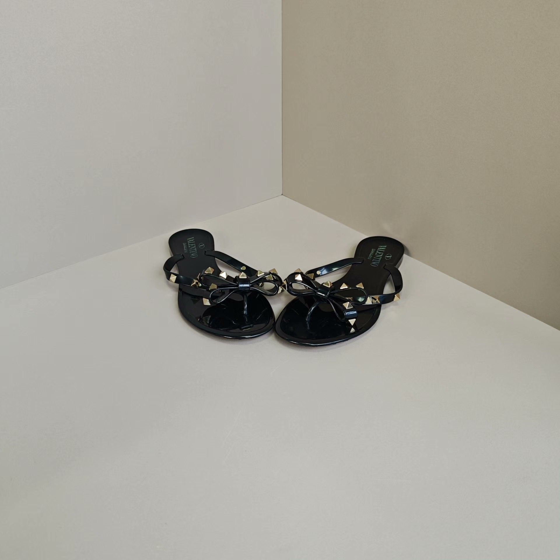 Valentino Valentino Sandals us_6 Women Size US 6 / IT 36 - 2 Thumbnail