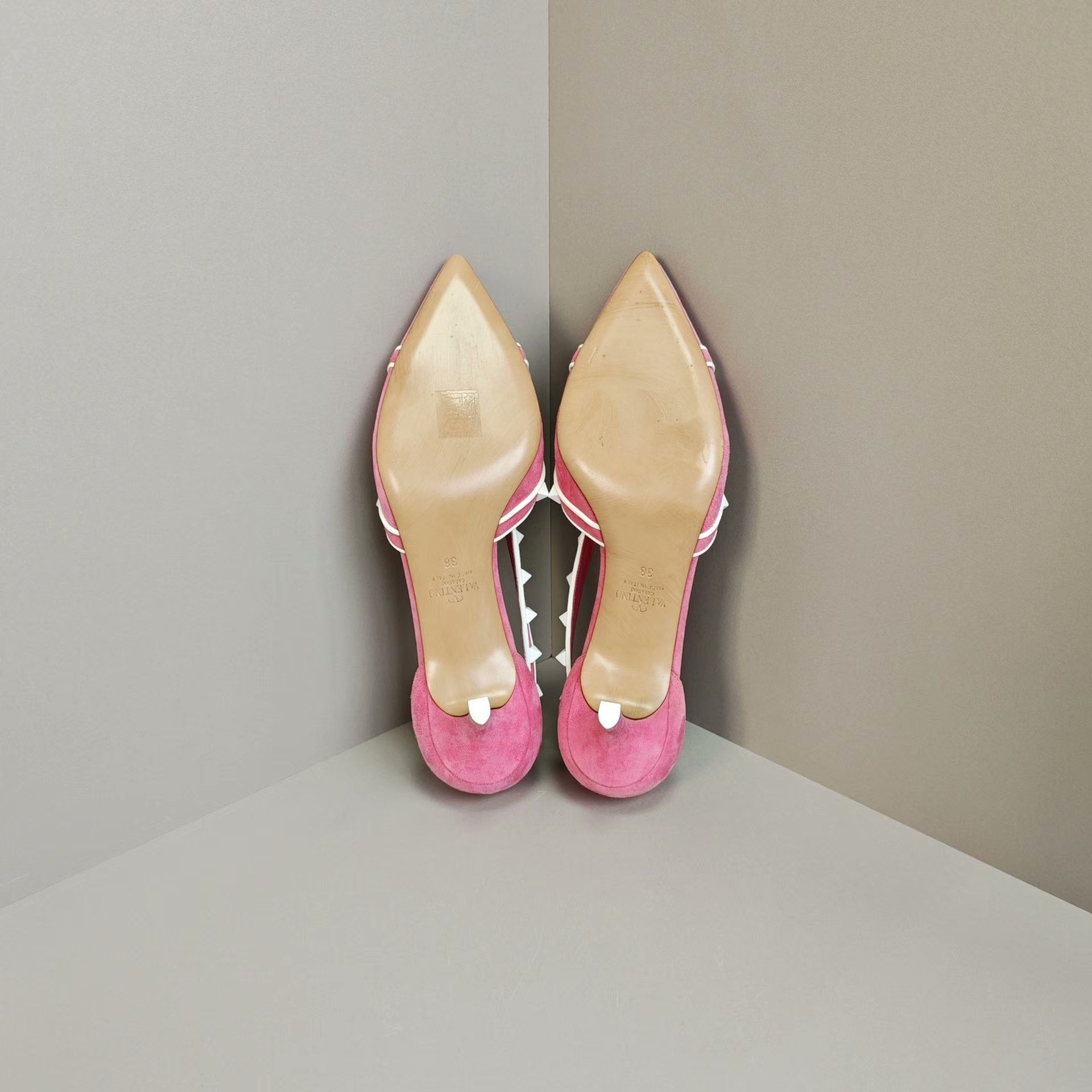 Valentino Valentino Lowtop Sneakers us_8 Women Size US 8 / IT 38 - 5 Thumbnail