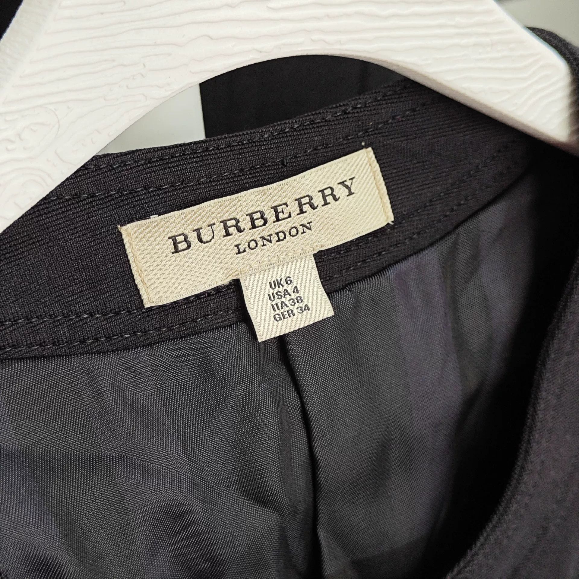 Burberry Burberry Jacket us_6 Women Size M / US 6-8 / IT 42-44 - 3 Thumbnail