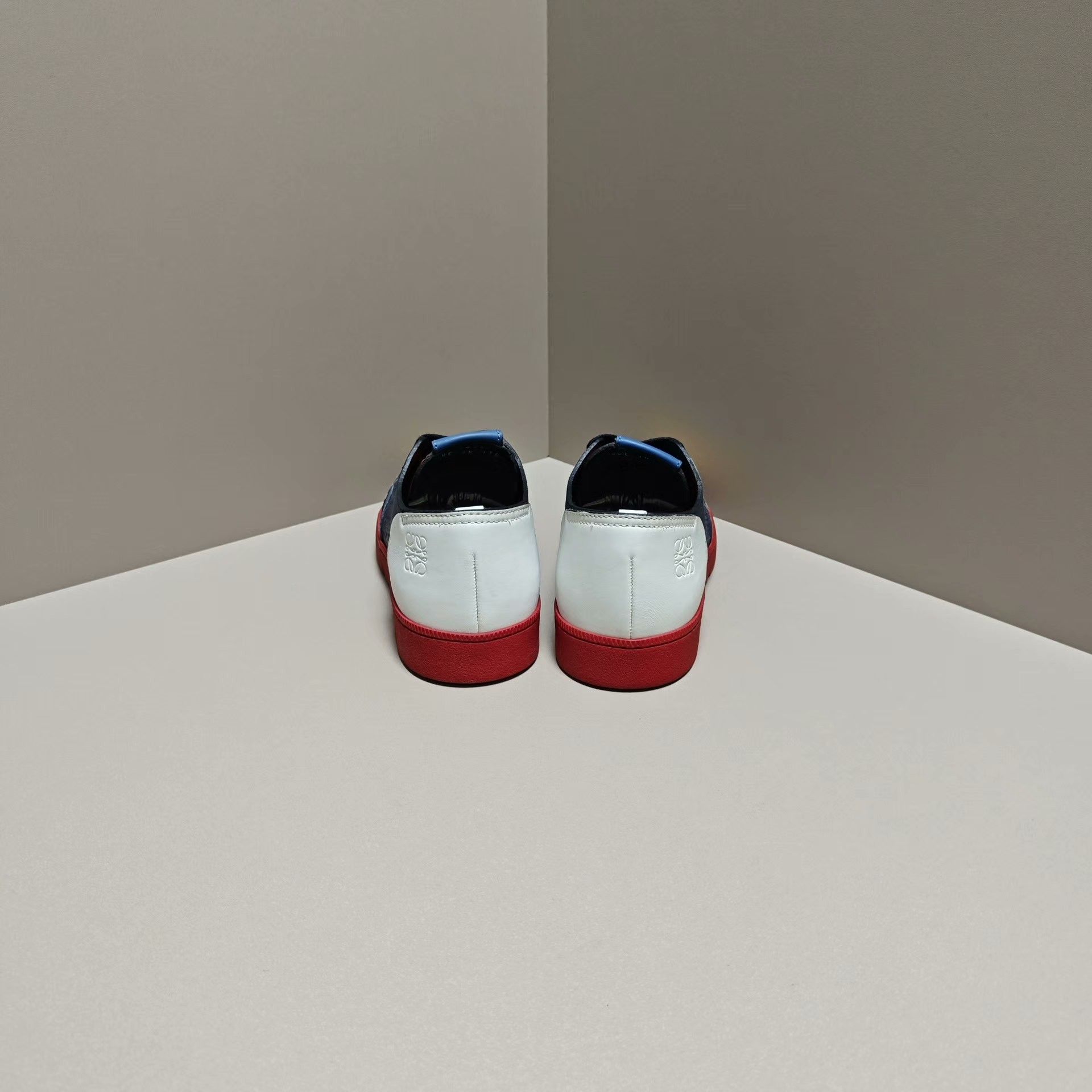 Loewe Loewe Retro Lowtop Sneakers us_10 Women Size US 10 / IT 40 - 3 Thumbnail