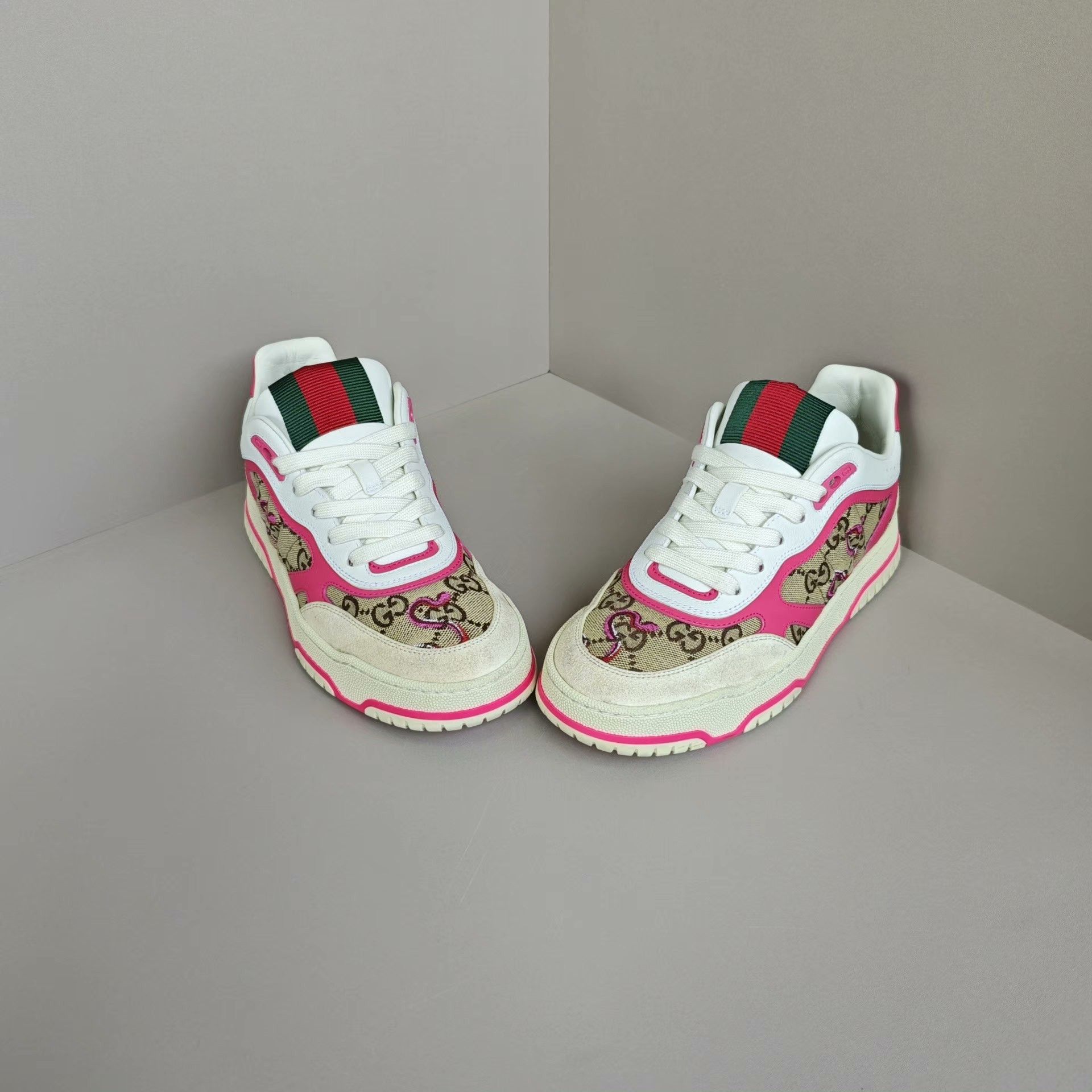 Gucci Gucci Lowtop Sneakers us_6 Women Size US 6 / IT 36 - 2 Thumbnail