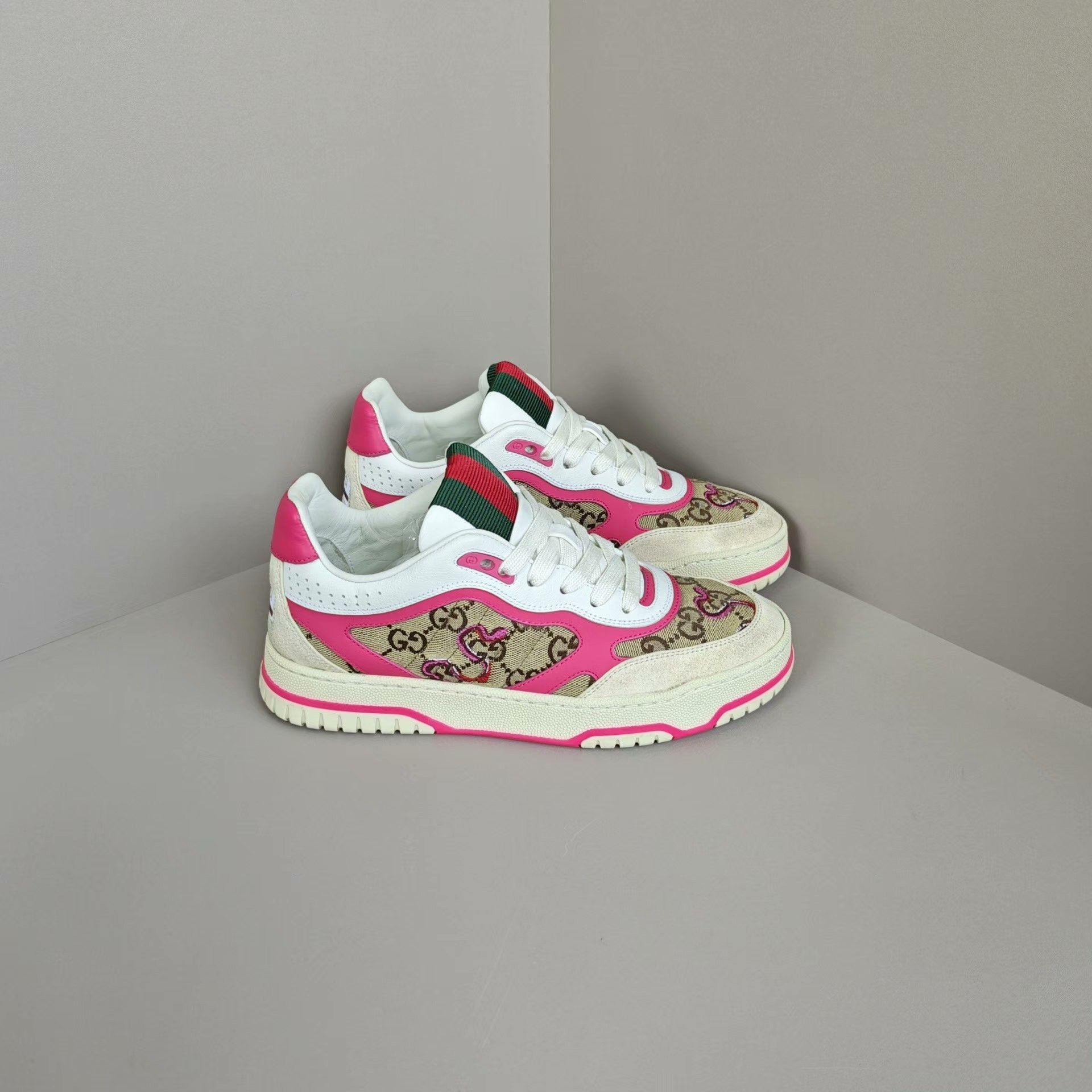 Gucci Gucci Lowtop Sneakers us_6 Women Size US 6 / IT 36 - 4 Thumbnail