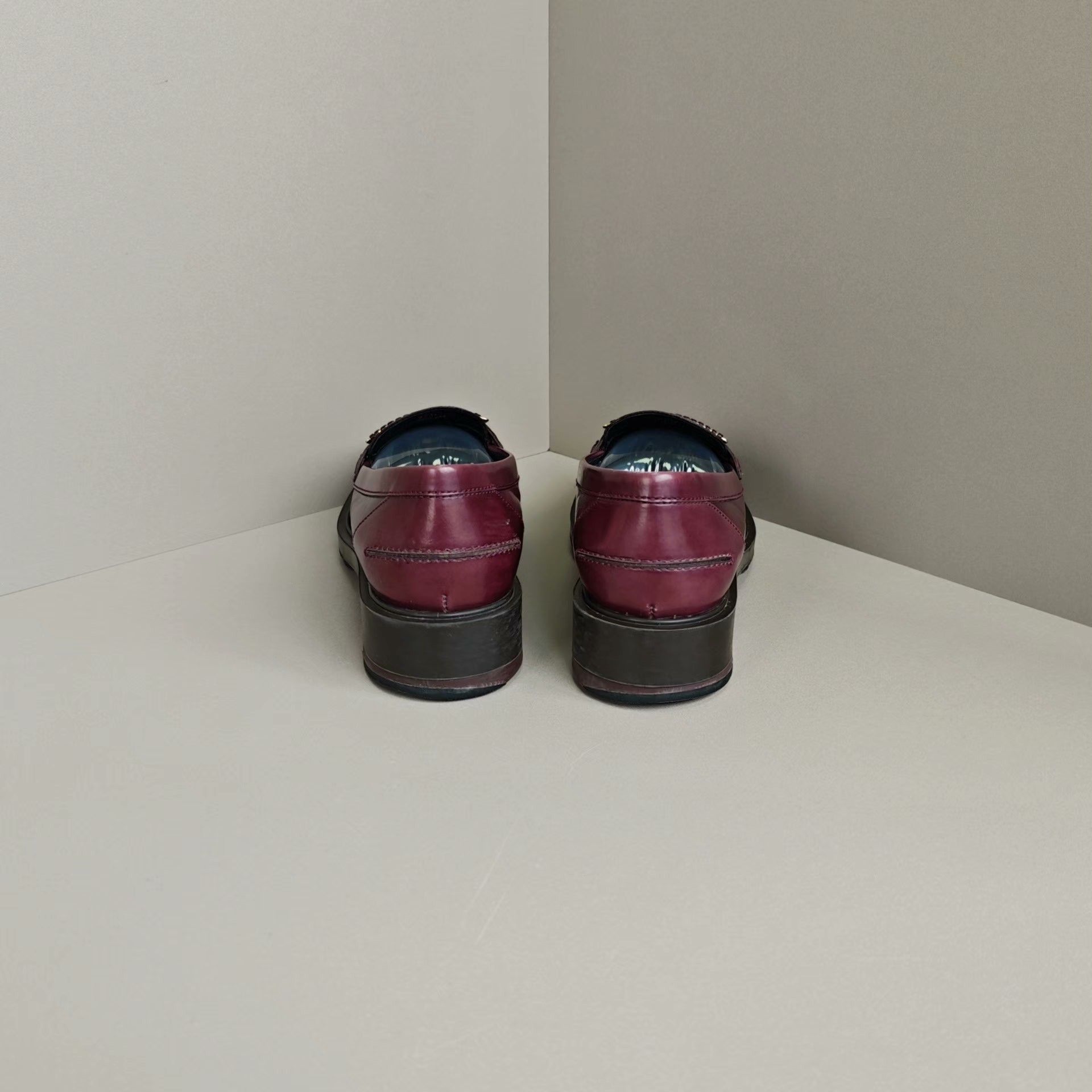 Tod's Tod's Lowtop Sneakers us_7 Women Size US 7 / IT 37 - 3 Thumbnail