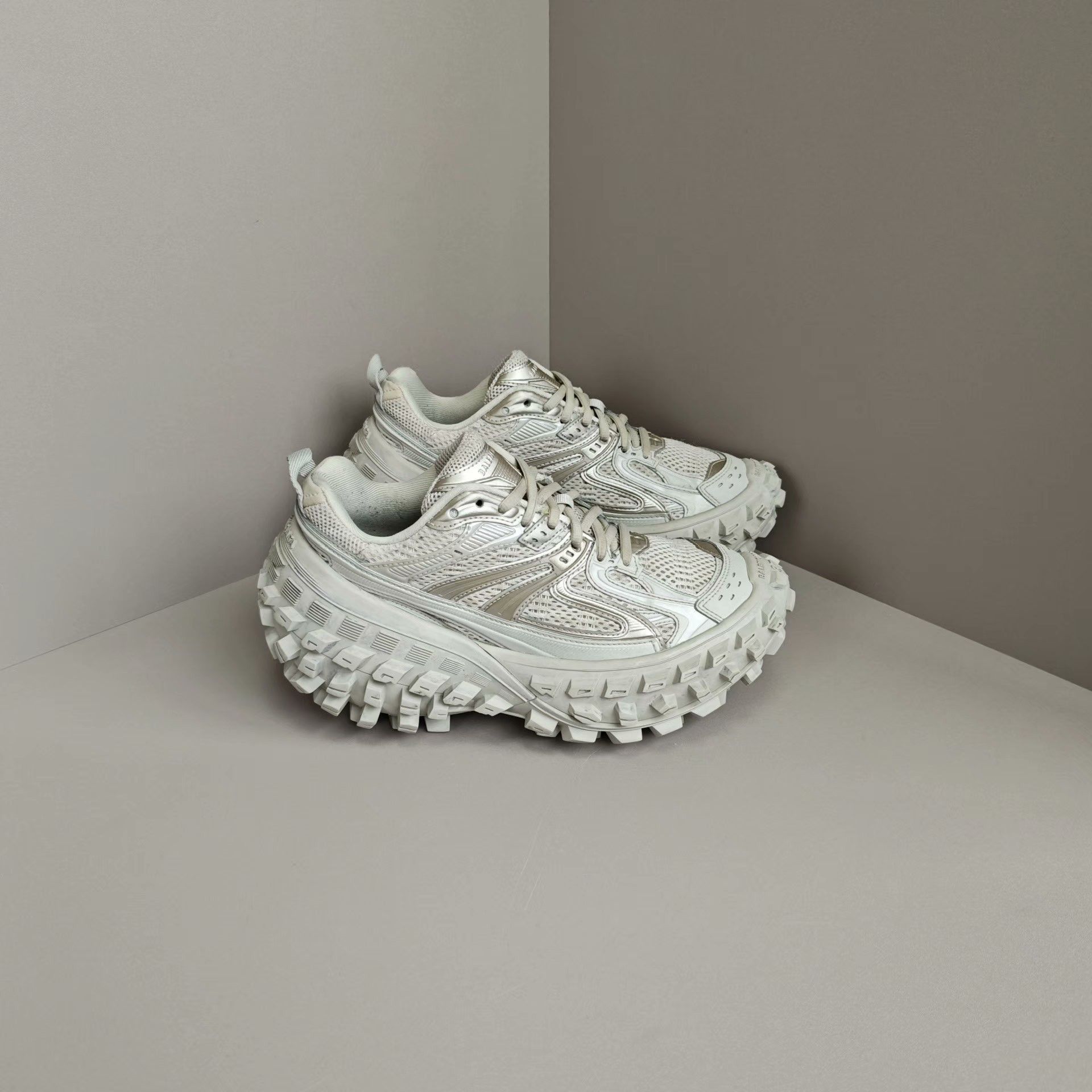 Balenciaga Balenciaga Lowtop Sneakers us_7 Women Size US 7 / IT 37 - 4 Thumbnail
