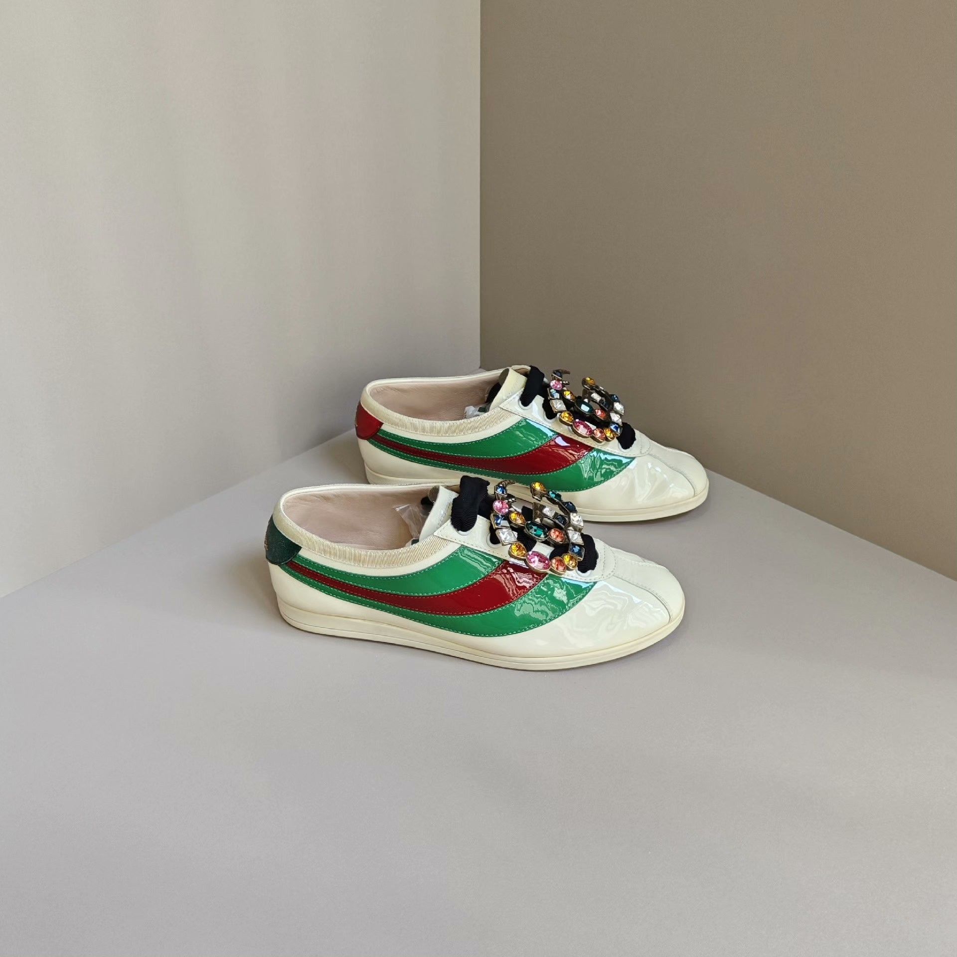 Gucci Gucci Patent Green Lowtop Sneakers us_6 Women Size US 6 / IT 36 - 4 Thumbnail
