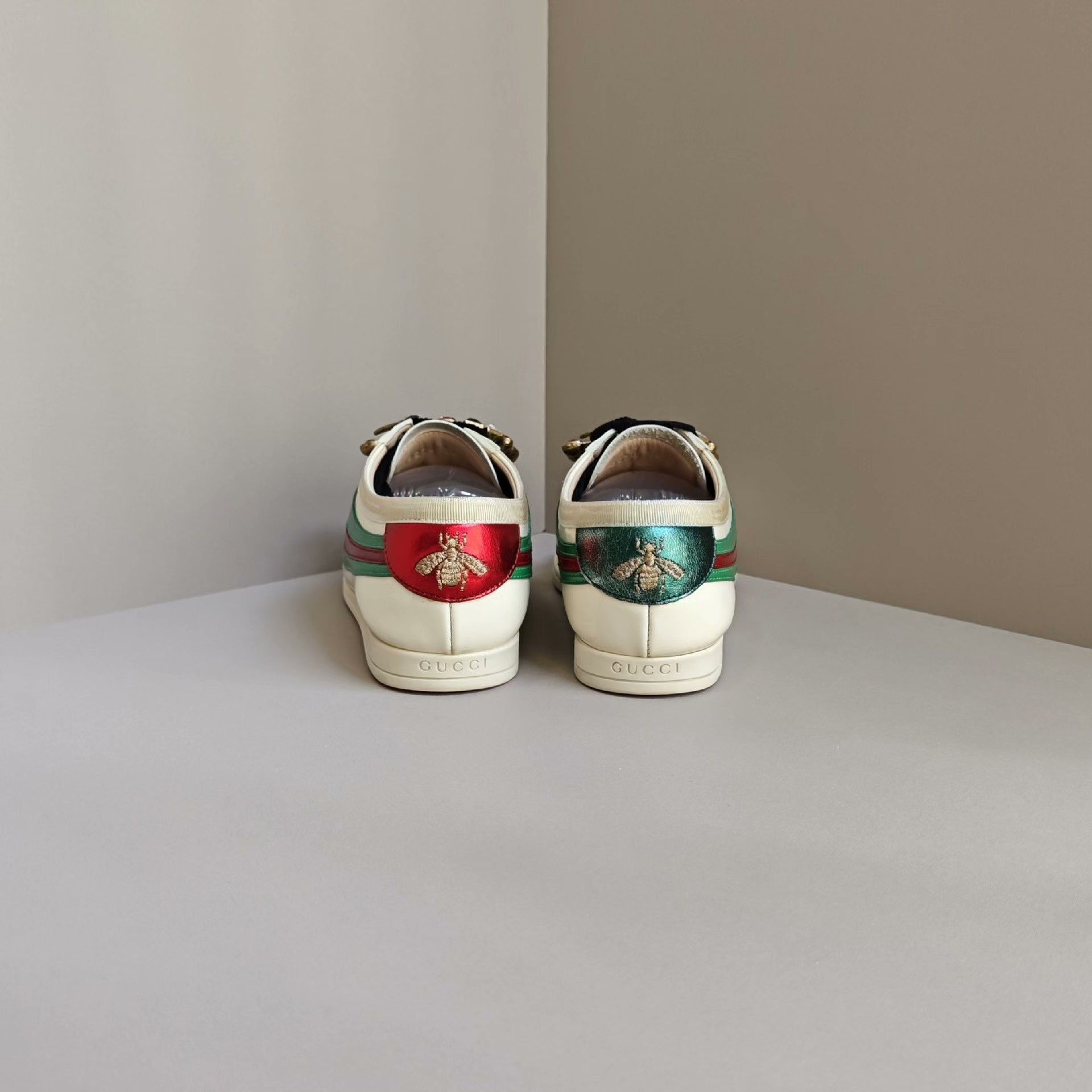 Gucci Gucci Patent Green Lowtop Sneakers us_6 Women Size US 6 / IT 36 - 3 Thumbnail