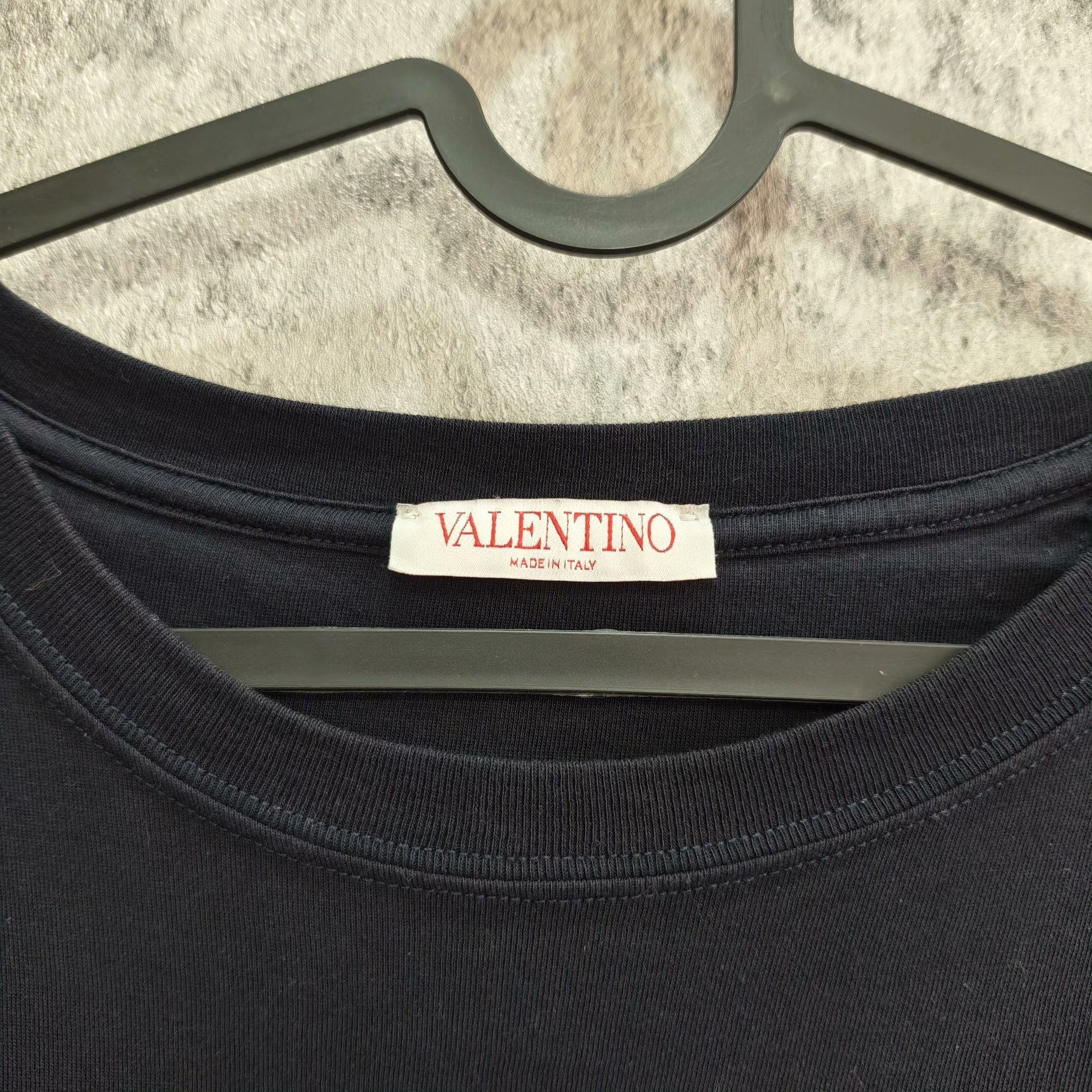 Valentino Valentino Retro Printed T-Shirt L Women Size L / US 10 / IT 46 - 3 Thumbnail
