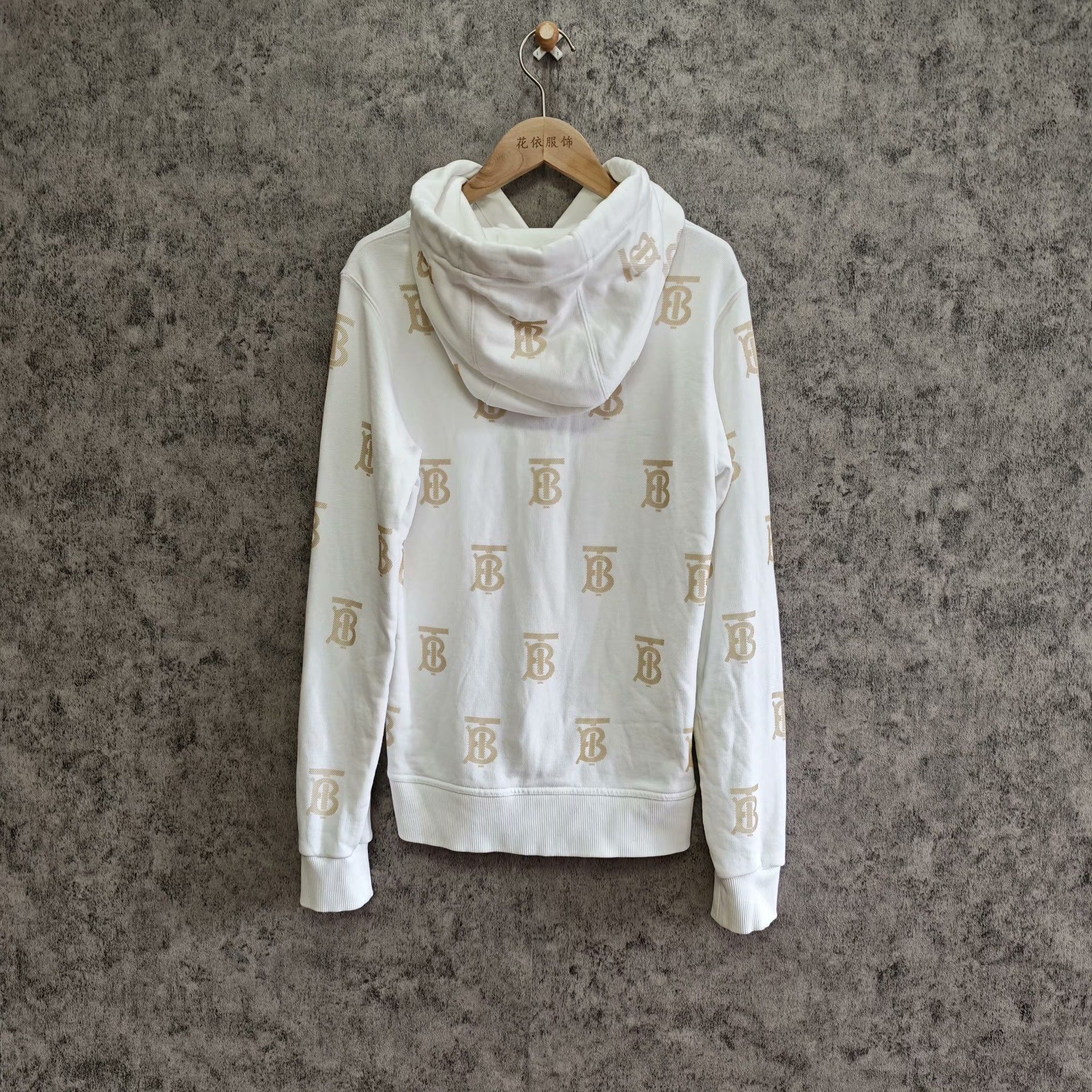 Burberry Burberry Hoodie S Women Size S / US 4 / IT 40 - 2 Thumbnail
