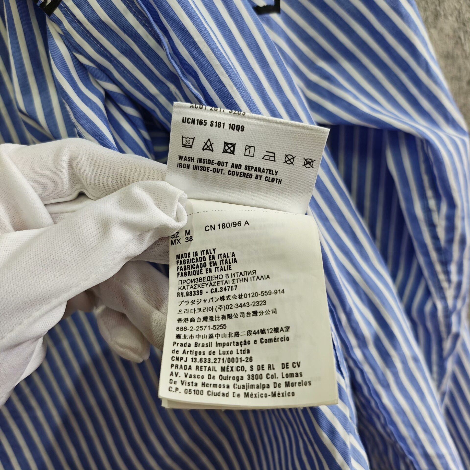 Prada Prada Printed Shirt m Men Size US M / EU 48-50 / 2 - 5 Thumbnail