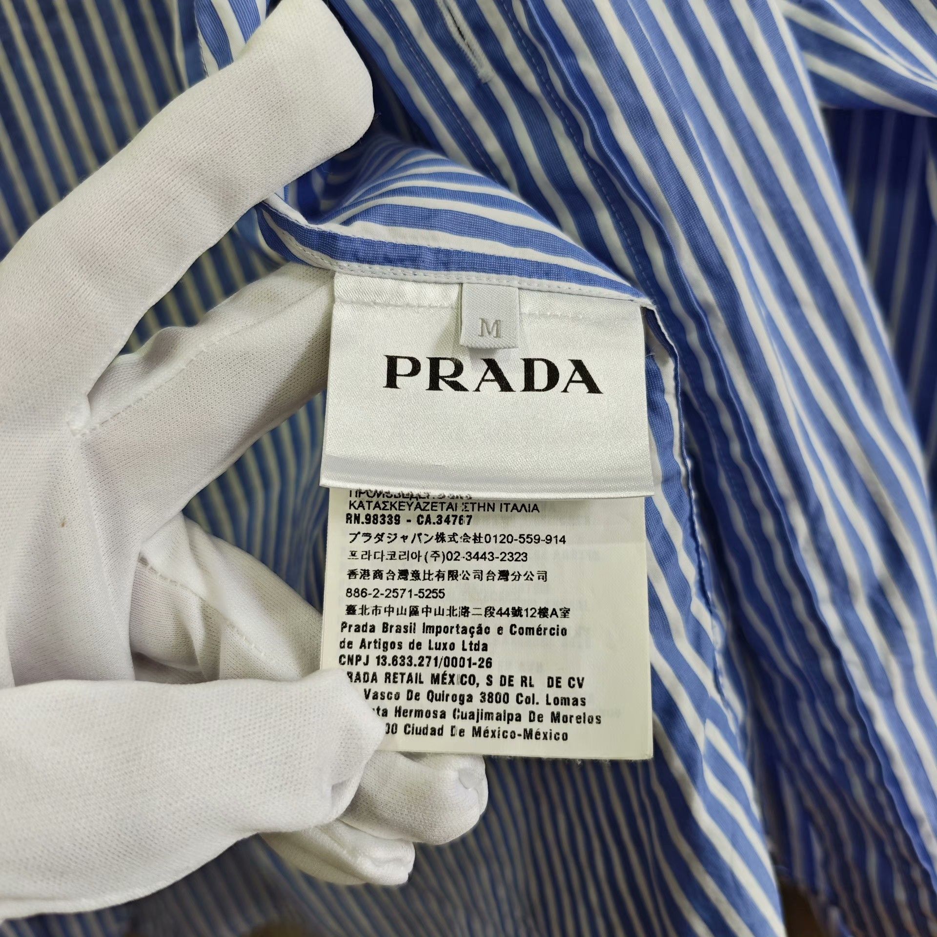 Prada Prada Printed Shirt m Men Size US M / EU 48-50 / 2 - 4 Thumbnail
