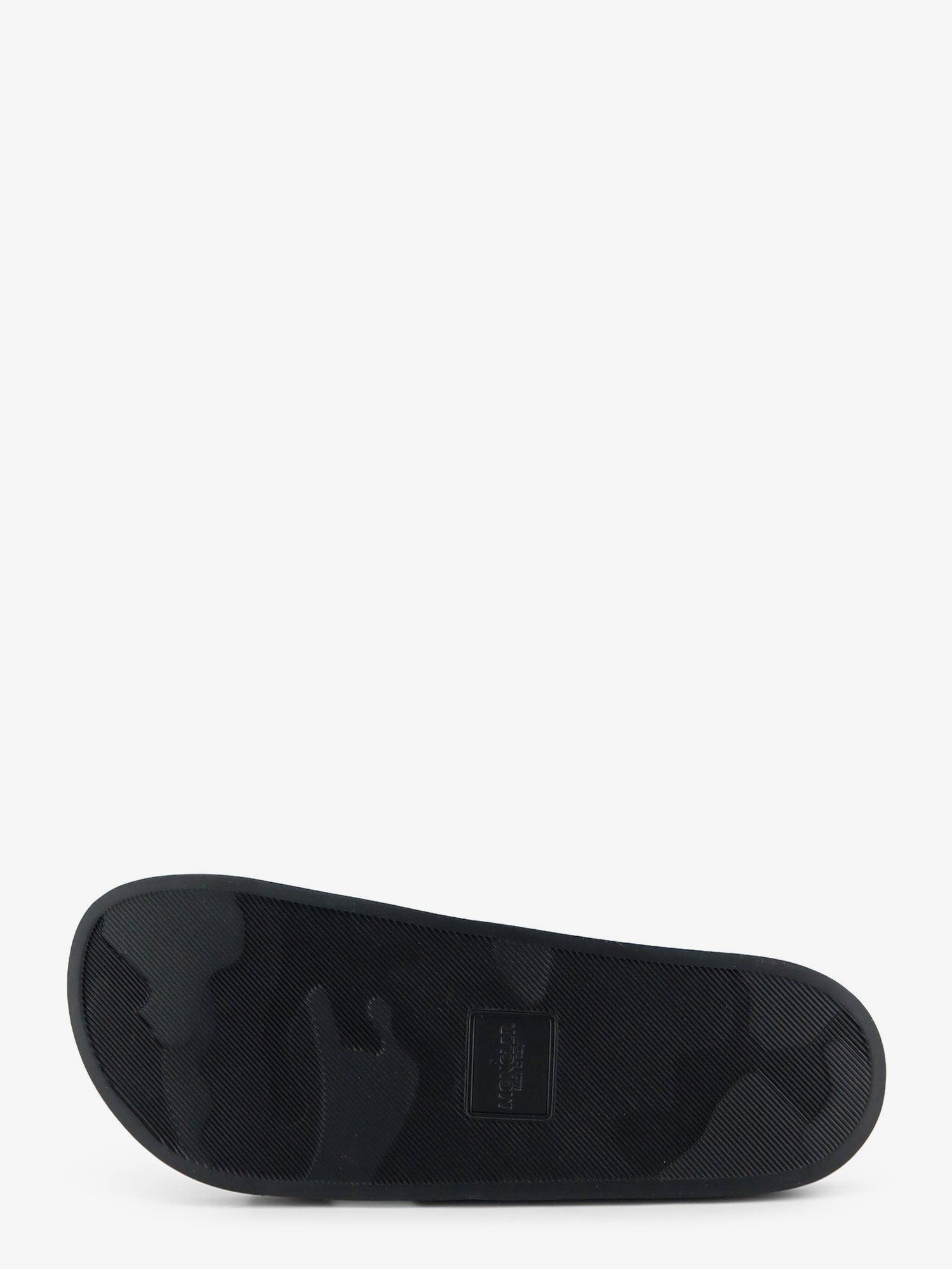 Moncler Basile Rubber Sandals With Front Logo Patch Size US 6 / EU 39 - 4 Thumbnail