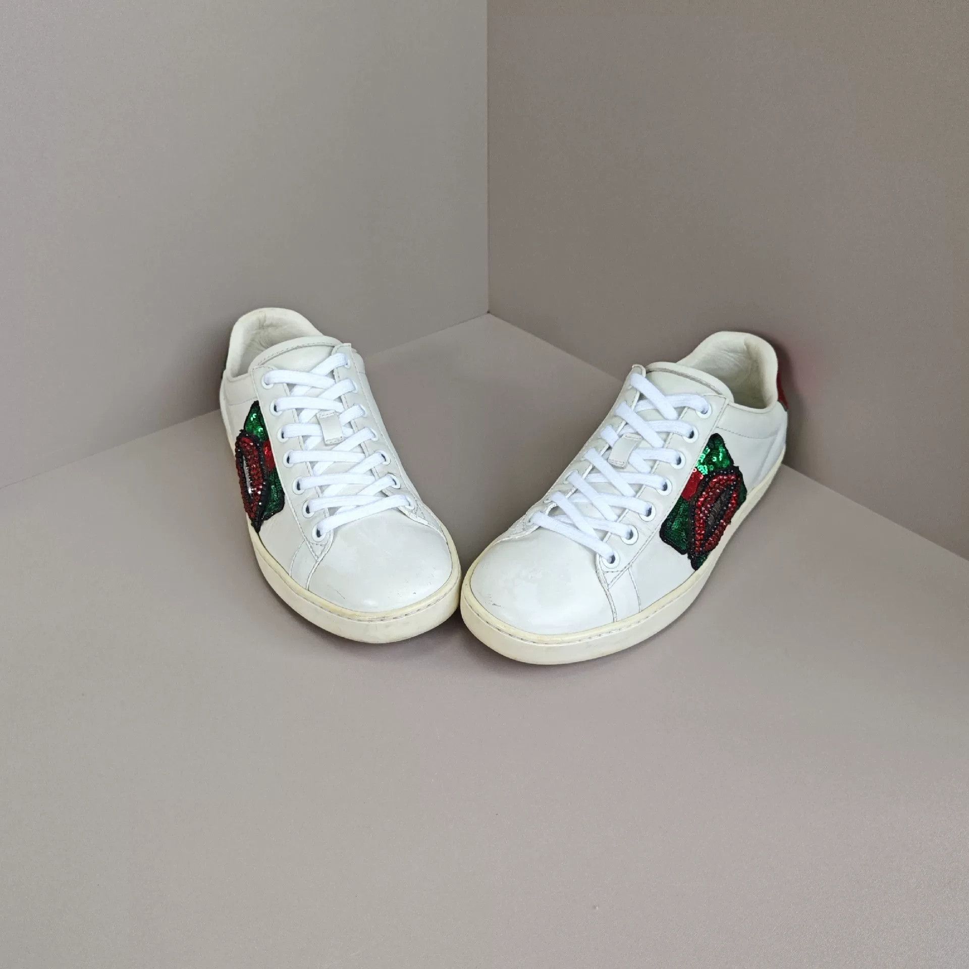 Gucci Gucci Red Lowtop Sneakers us_5 Women Size US 5 / IT 35 - 2 Thumbnail