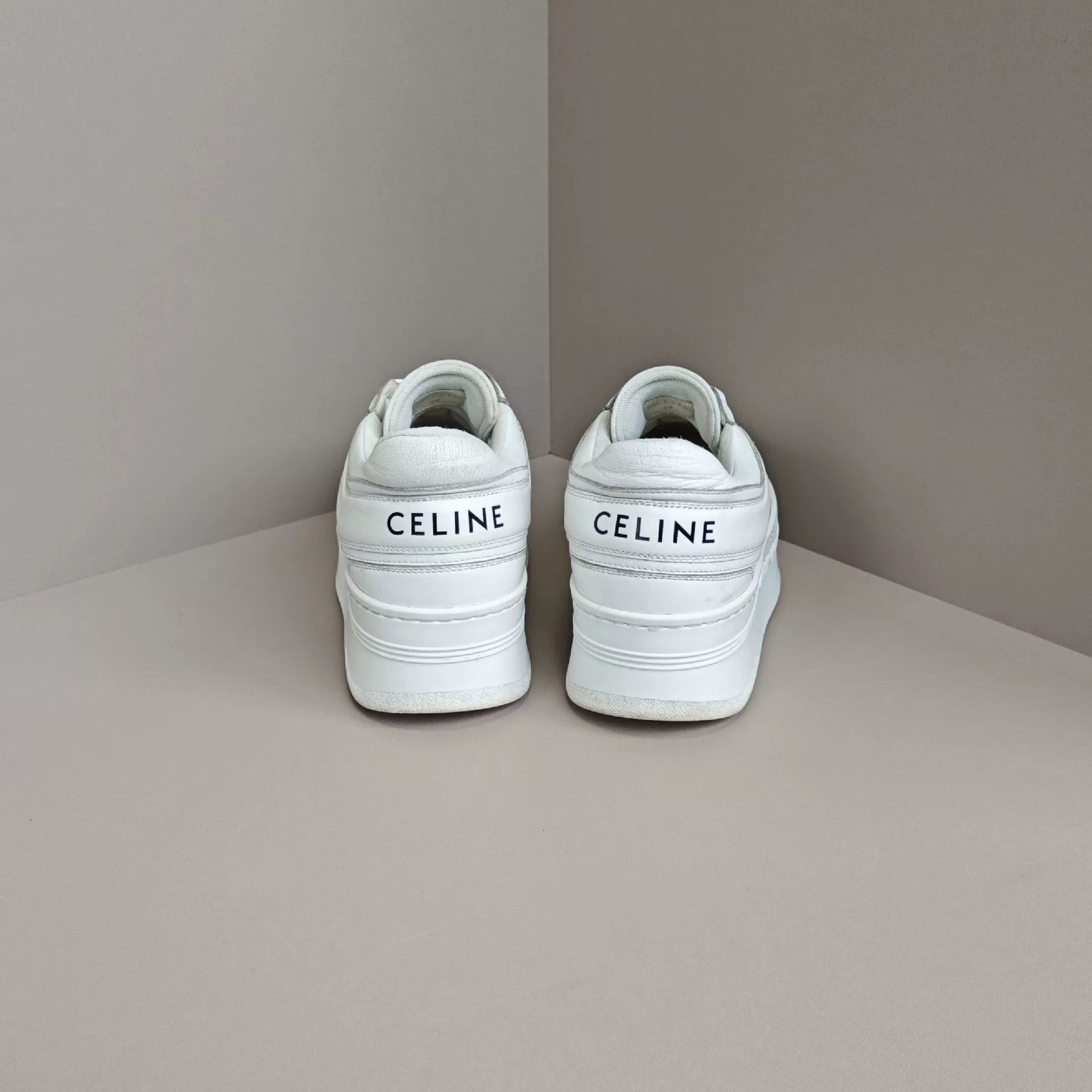Celine Celine Casual Lowtop Sneakers us_9 Women Size US 9 / IT 39 - 3 Thumbnail