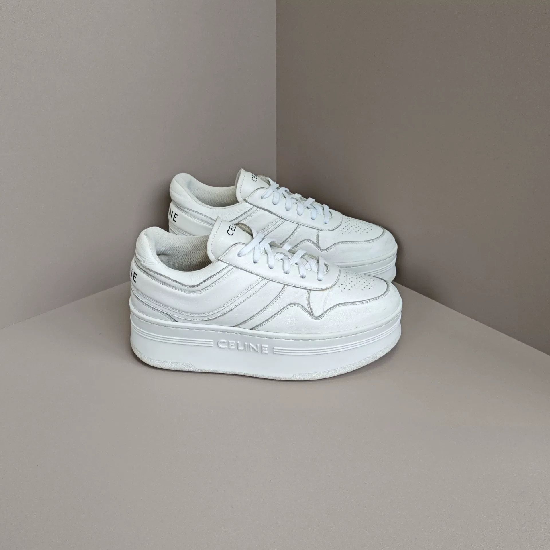 Celine Celine Casual Lowtop Sneakers us_9 Women Size US 9 / IT 39 - 4 Thumbnail