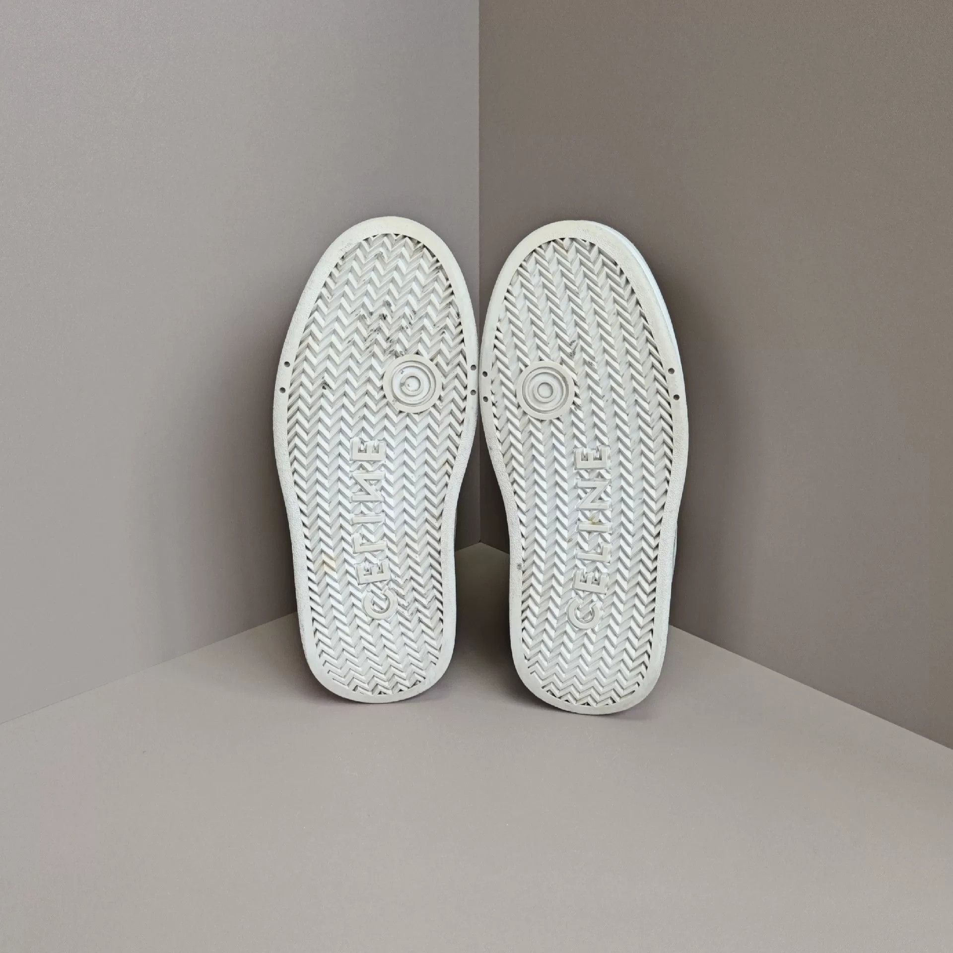Celine Celine Casual Lowtop Sneakers us_9 Women Size US 9 / IT 39 - 5 Thumbnail