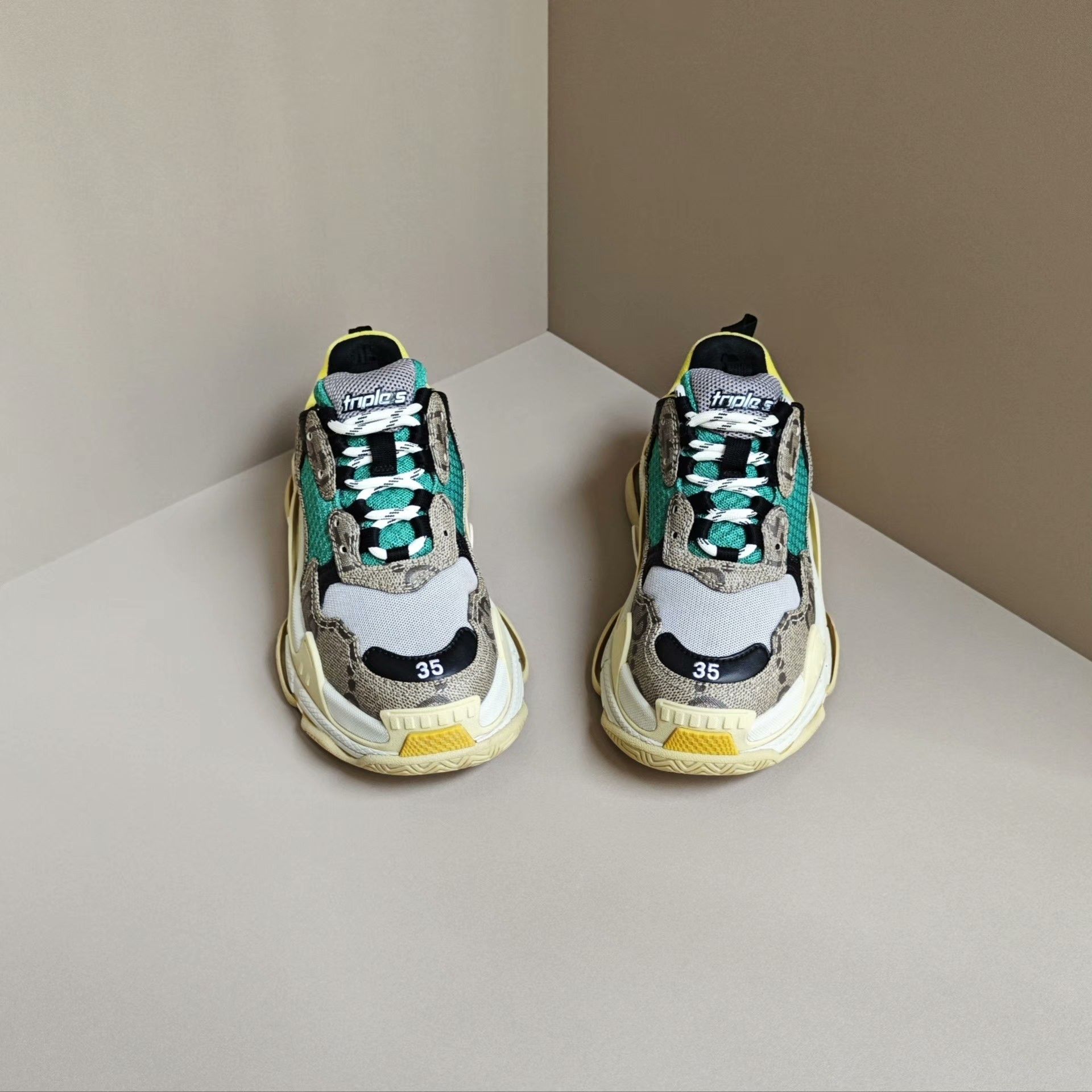 Balenciaga Balenciaga Collab Brown Lowtop Sneakers us_5 Women Size US 5 / IT 35 - 2 Thumbnail