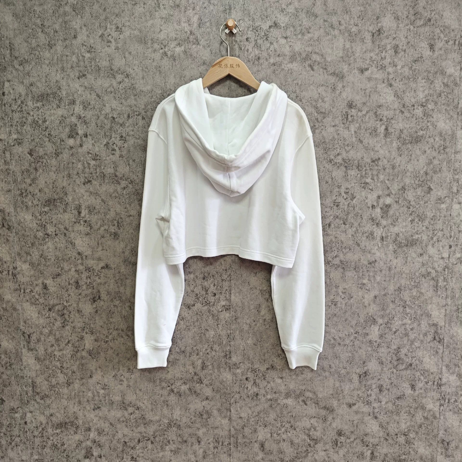 Moschino Moschino Cropped Hoodie it_42 Women Size M / US 6-8 / IT 42-44 - 2 Thumbnail