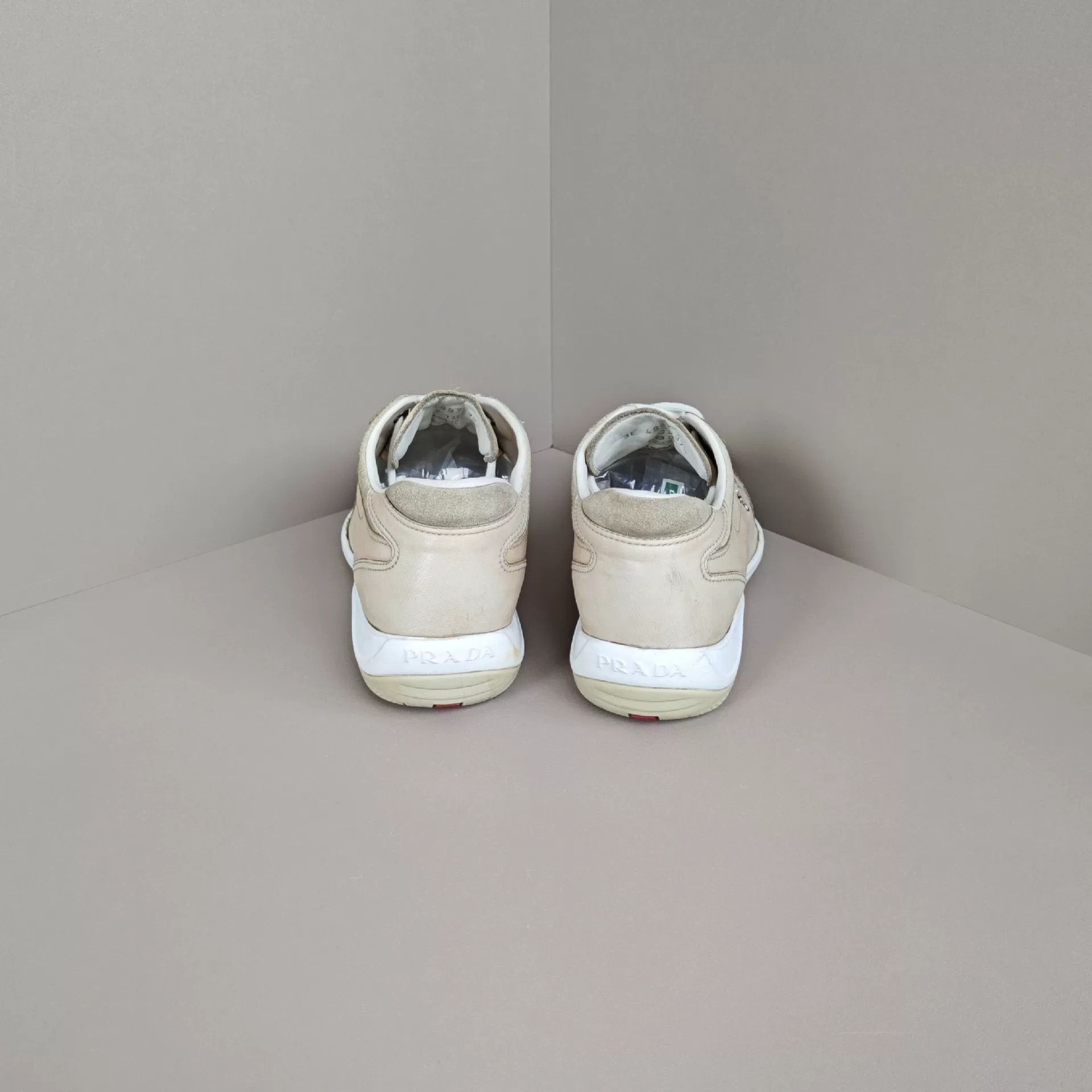 Prada Prada Casual Lowtop Sneakers us_7 Women Size US 7 / IT 37 - 3 Thumbnail