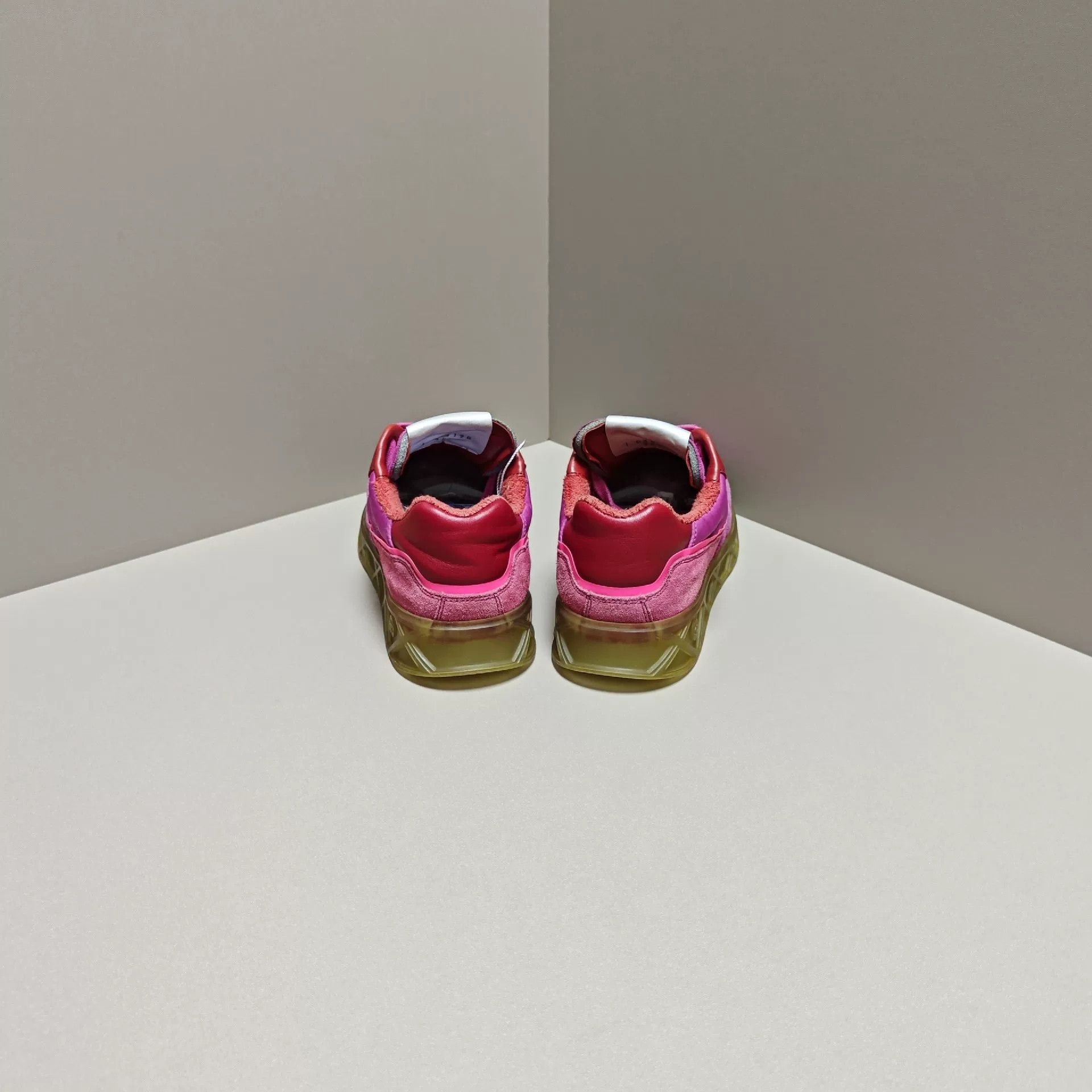 Chanel Chanel Lowtop Sneakers us_5 Women Size US 5 / IT 35 - 3 Thumbnail