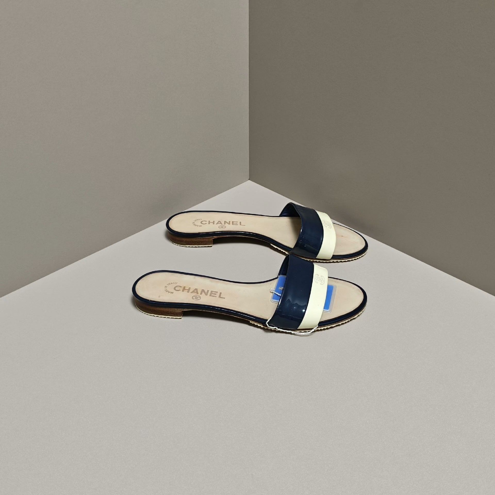 Chanel Chanel Sandals us_8 Women Size US 8 / IT 38 - 4 Thumbnail