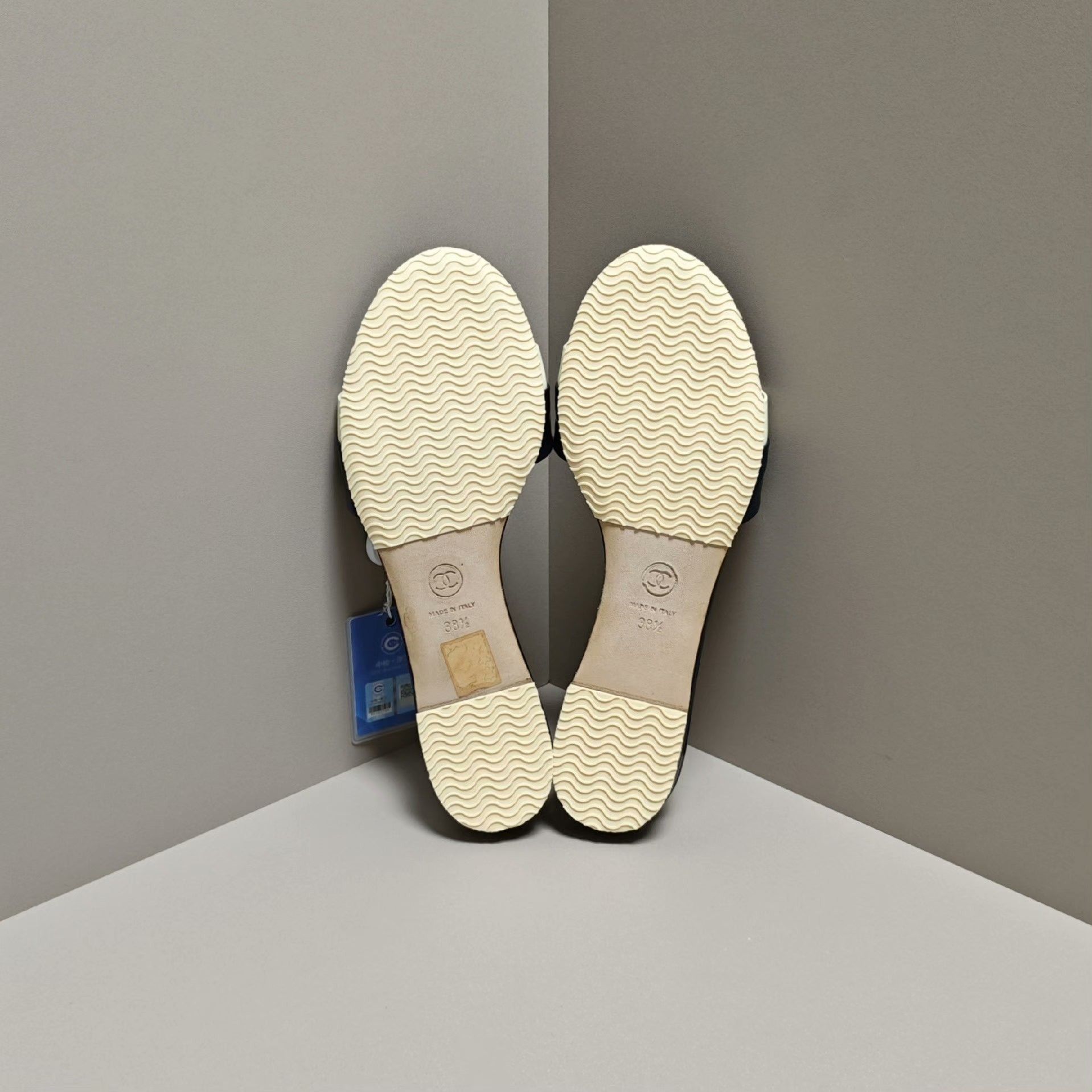 Chanel Chanel Sandals us_8 Women Size US 8 / IT 38 - 5 Thumbnail