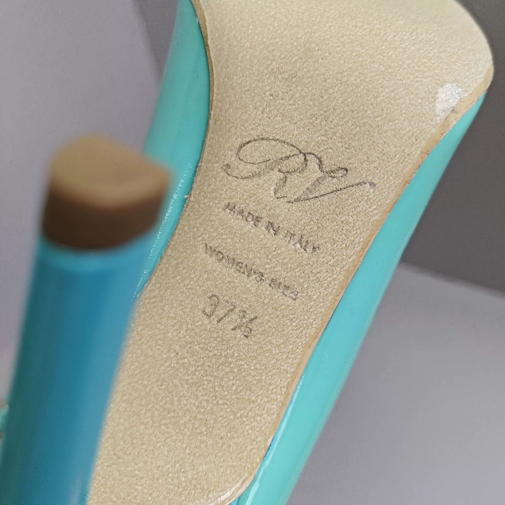 Roger Vivier Roger Vivier Lowtop Sneakers us_7 Women Size US 7 / IT 37 - 6 Thumbnail