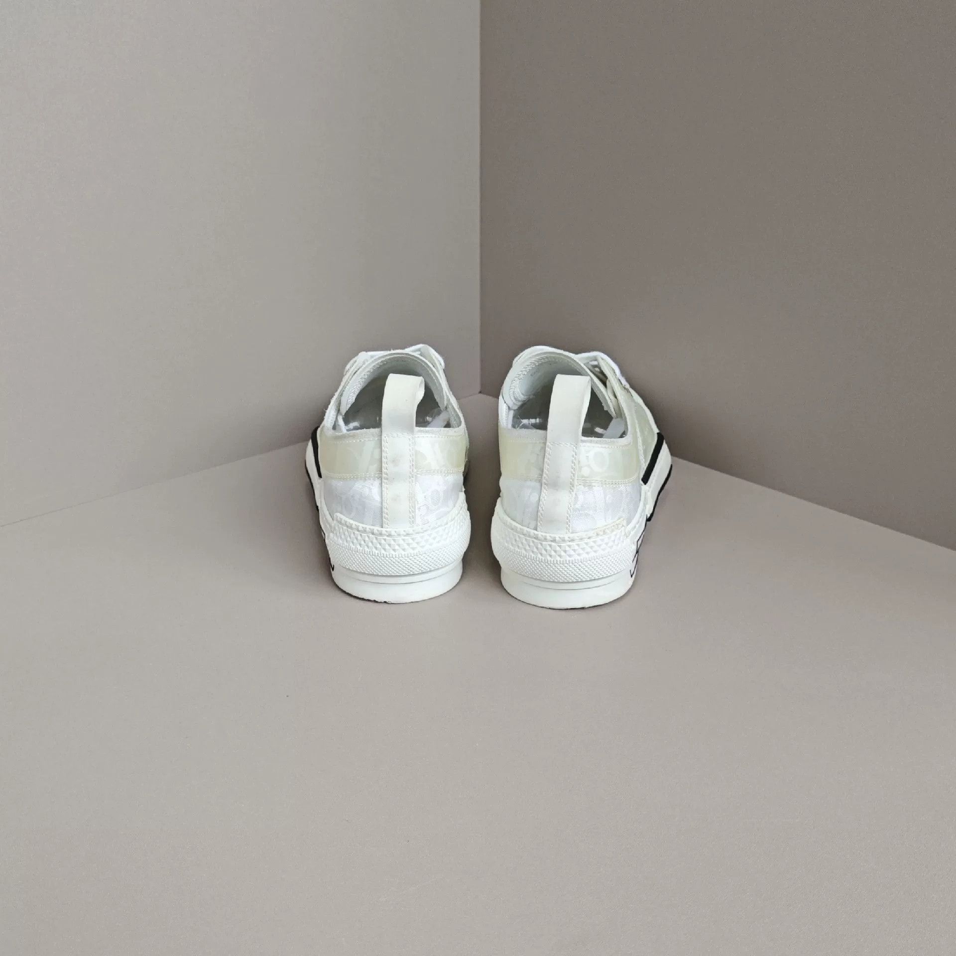 Dior Dior Lowtop Sneakers us_7 Women Size US 7 / IT 37 - 3 Thumbnail