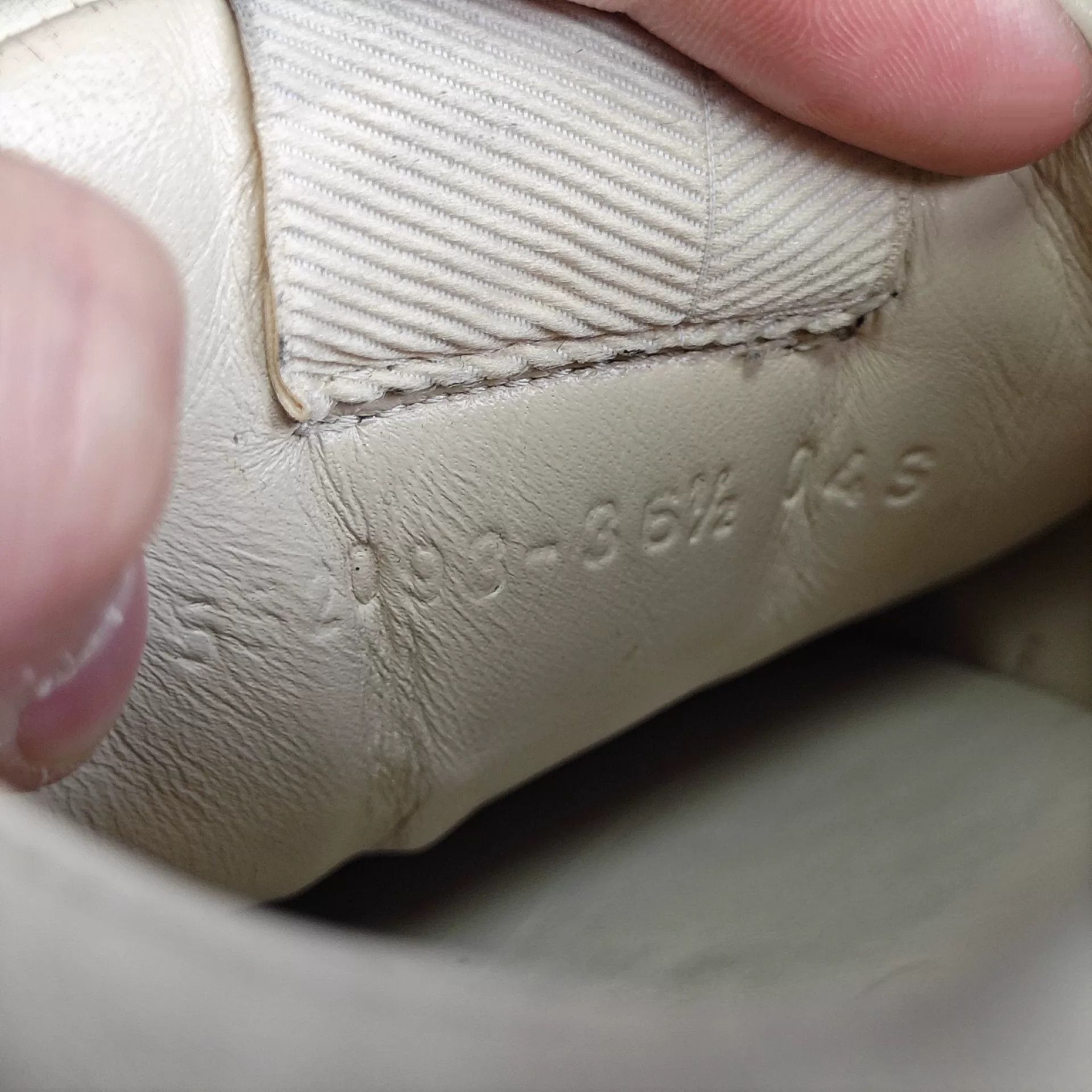 Gucci Gucci Lowtop Sneakers us_6 Women Size US 6 / IT 36 - 6 Thumbnail