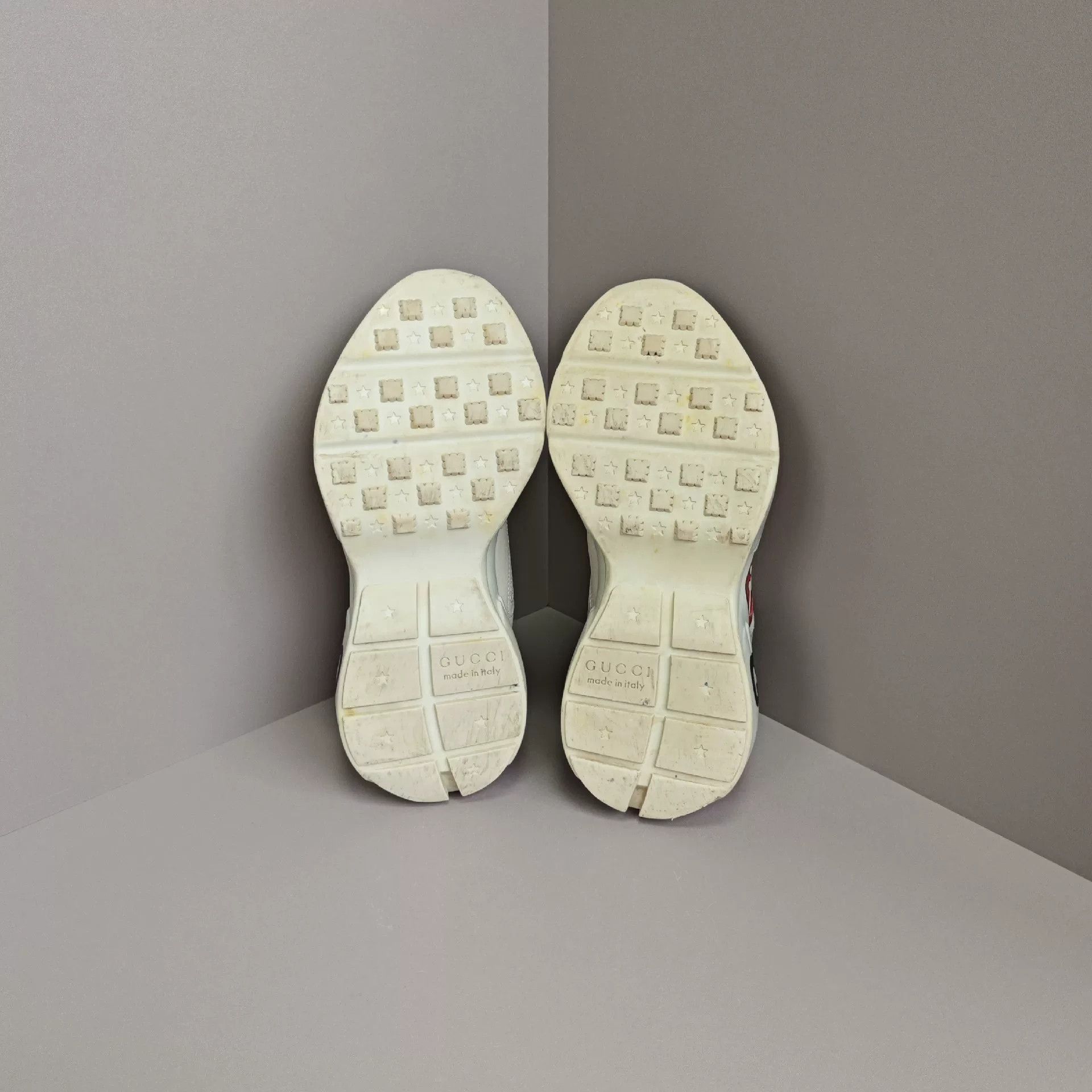 Gucci Gucci Lowtop Sneakers us_6 Women Size US 6 / IT 36 - 5 Thumbnail