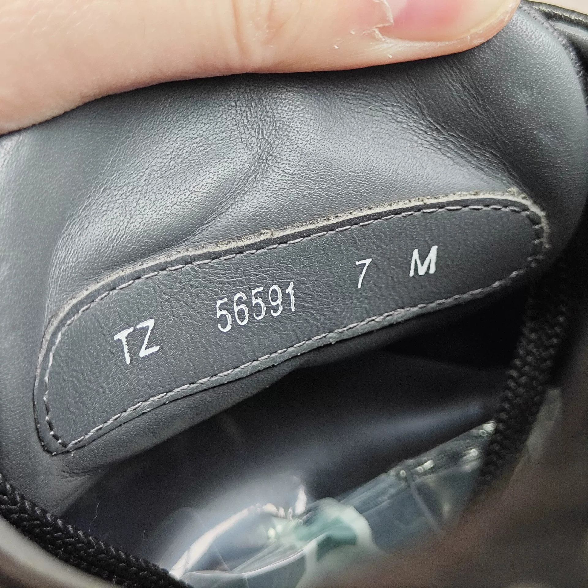 Salvatore Ferragamo Salvatore Ferragamo Lowtop Sneakers us_11 Women Size US 11 / IT 41 - 6 Thumbnail