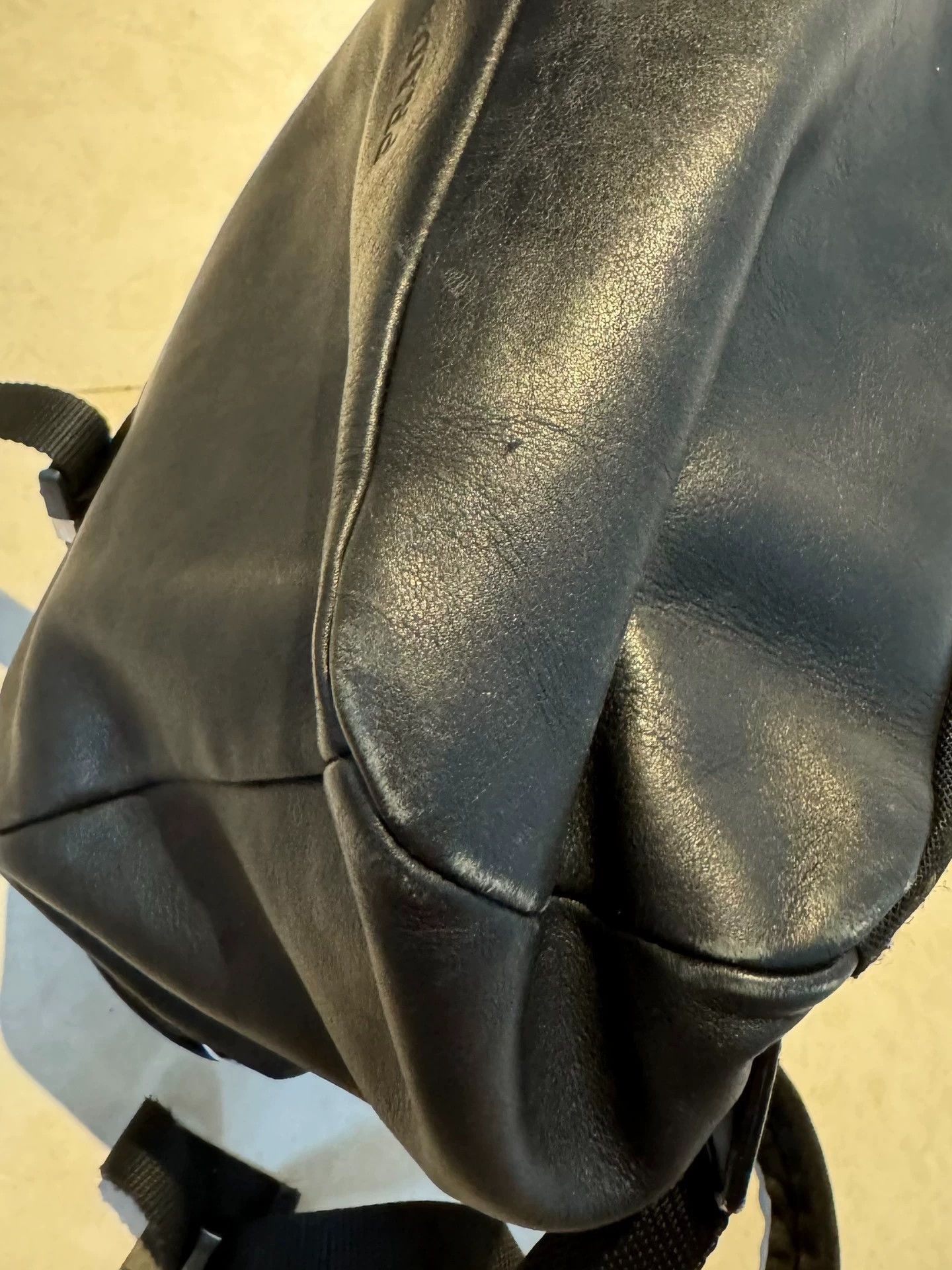 Prada Black Leather Backpack with Buckle Closure Size ONE SIZE - 4 Thumbnail