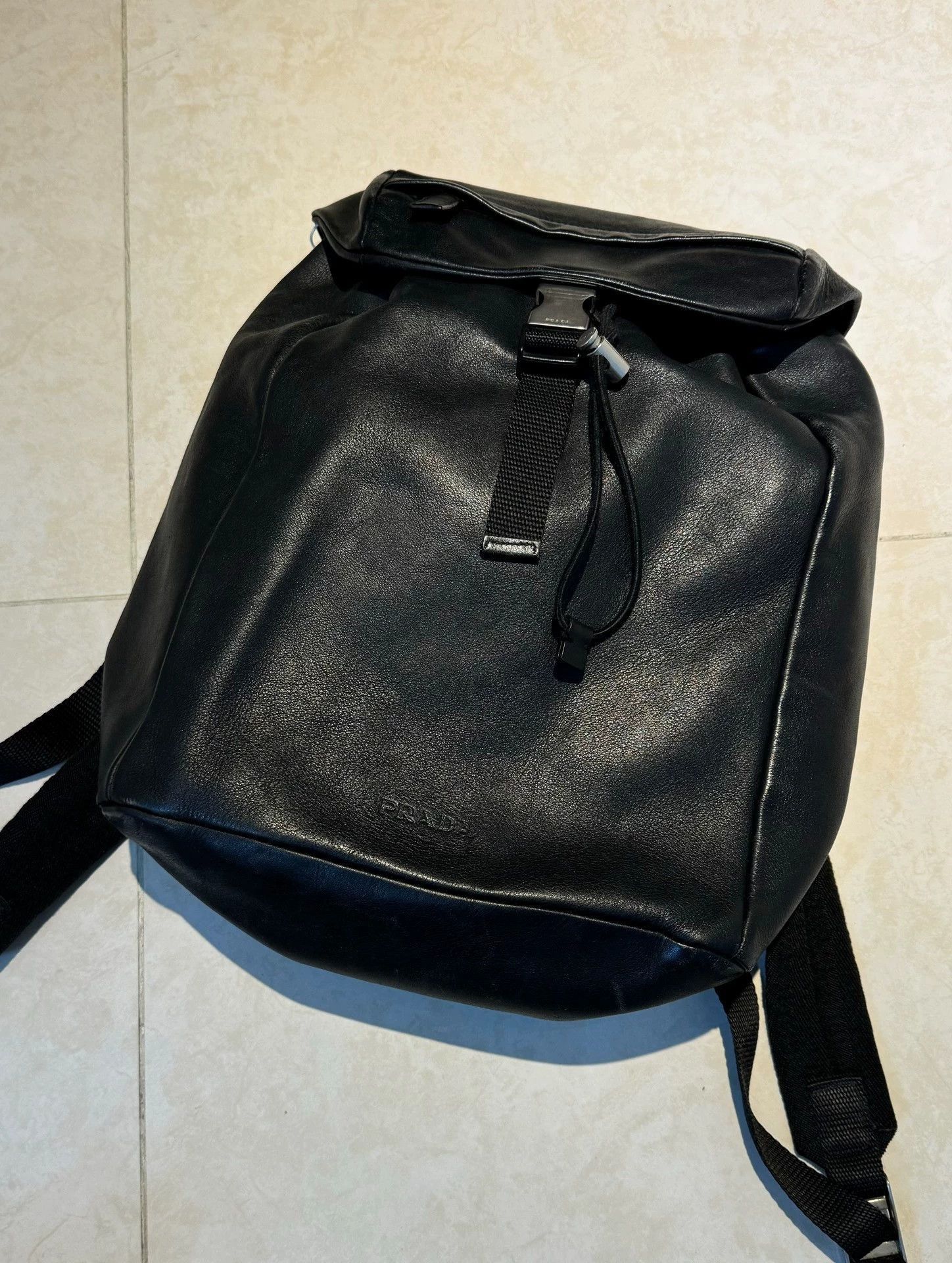Prada Black Leather Backpack with Buckle Closure Size ONE SIZE - 2 Thumbnail