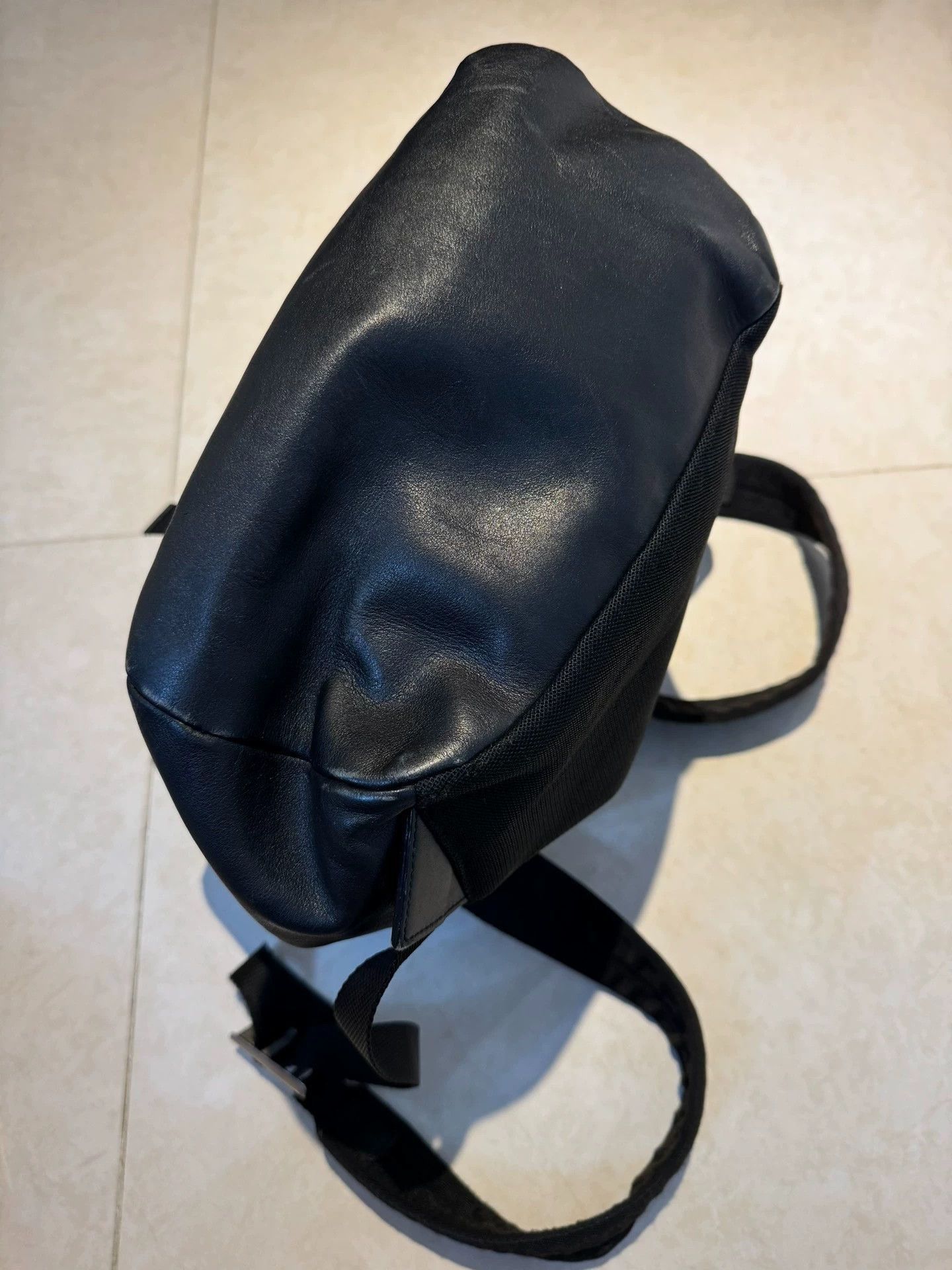 Prada Black Leather Backpack with Buckle Closure Size ONE SIZE - 3 Thumbnail