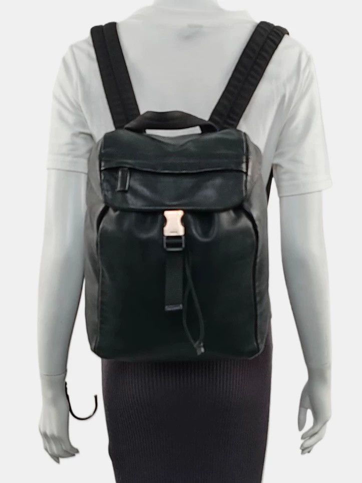 Prada Black Leather Backpack with Buckle Closure Size ONE SIZE - 7 Thumbnail