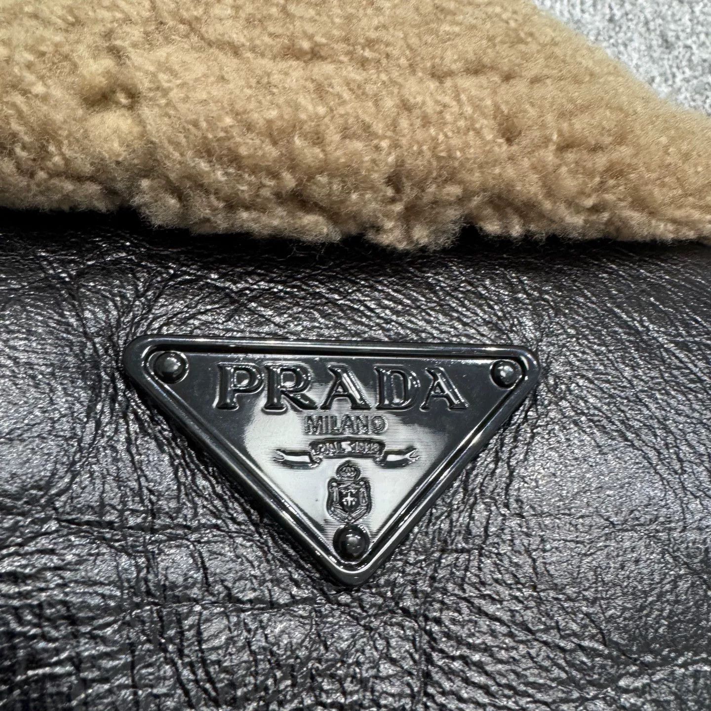 Prada Prada Fur Leather Jacket Size US M / EU 48-50 / 2 - 8 Thumbnail