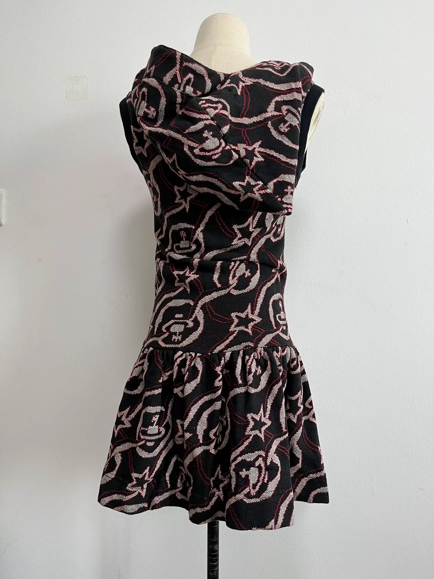 Vivienne Westwood Vivienne Westwood Knitted Hooded Dress Size M / US 6-8 / IT 42-44 - 4 Thumbnail