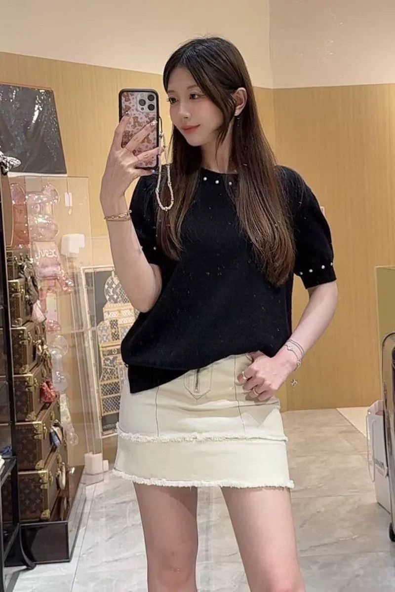Chanel Chanel Black Pearl Knit Short-Sleeve Top Size XXS / US 00 / IT 34 - 2 Thumbnail