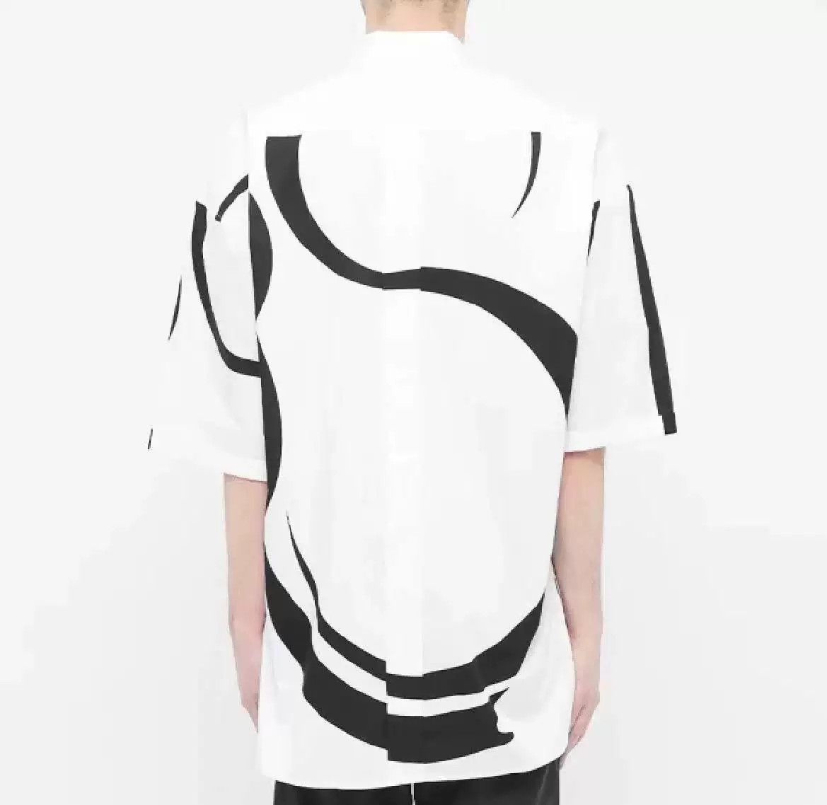 Givenchy Givenchy 21SS Printed Oversized Short Sleeve Shirt Size US M / EU 48-50 / 2 - 5 Thumbnail