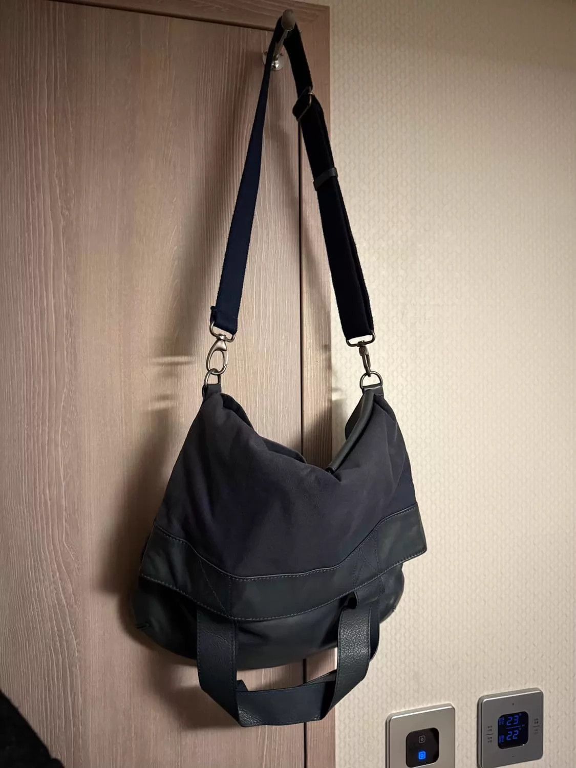 Maison Margiela Black Canvas and Leather Shoulder Bag Size ONE SIZE - 4 Thumbnail