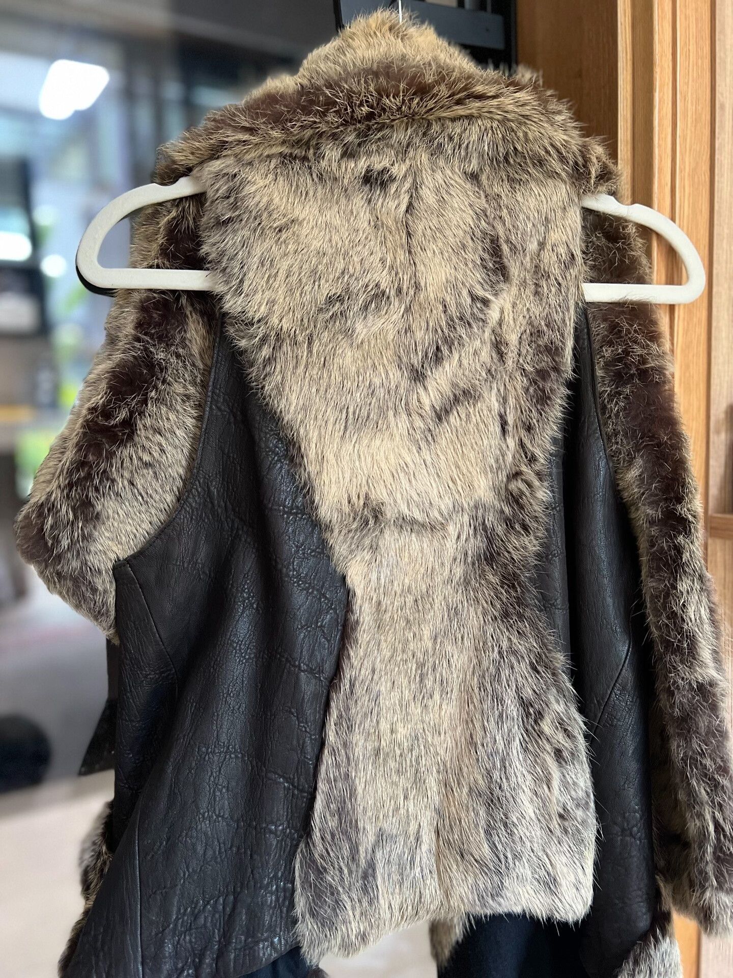Helmut Lang Helmut Lang Rabbit Fur Vest Size M / US 6-8 / IT 42-44 - 2 Thumbnail